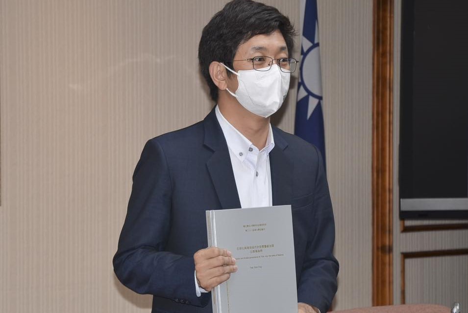 蔡適應發表5點聲明,會尊重審查結果,並將依法提出申訴。(翻攝自蔡適應臉書)