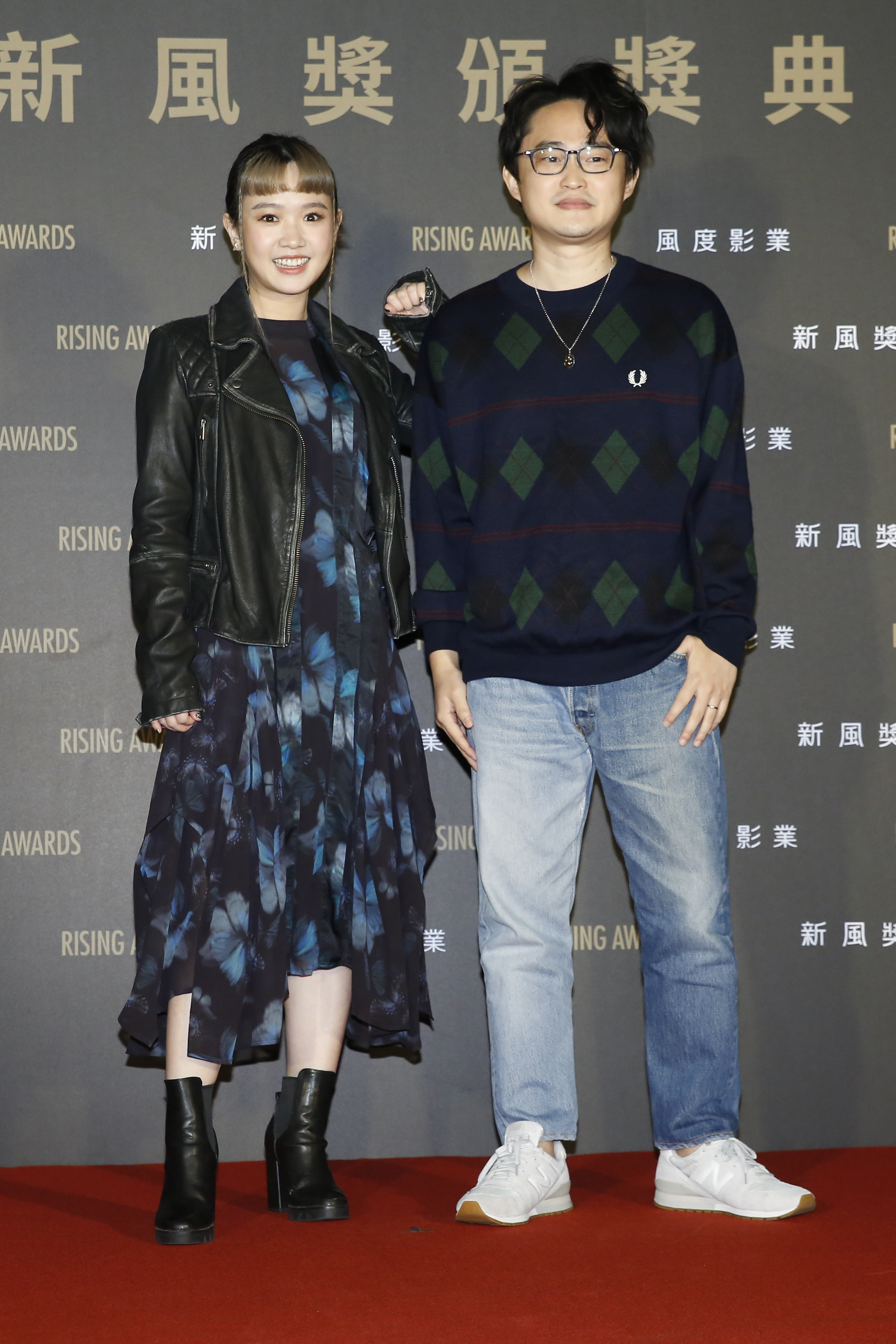 嚴振欽、嚴正嵐兄妹檔難得台前合體，兩人合頒「最佳編劇獎」、「最佳視覺效果獎」。