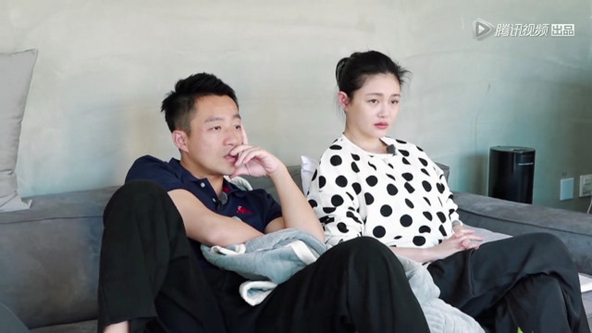 彼此駁火之後，大S、汪小菲就連對網友的留言反應，也能成為相當勁爆的八卦口水戰。（翻攝《幸福三重奏》）