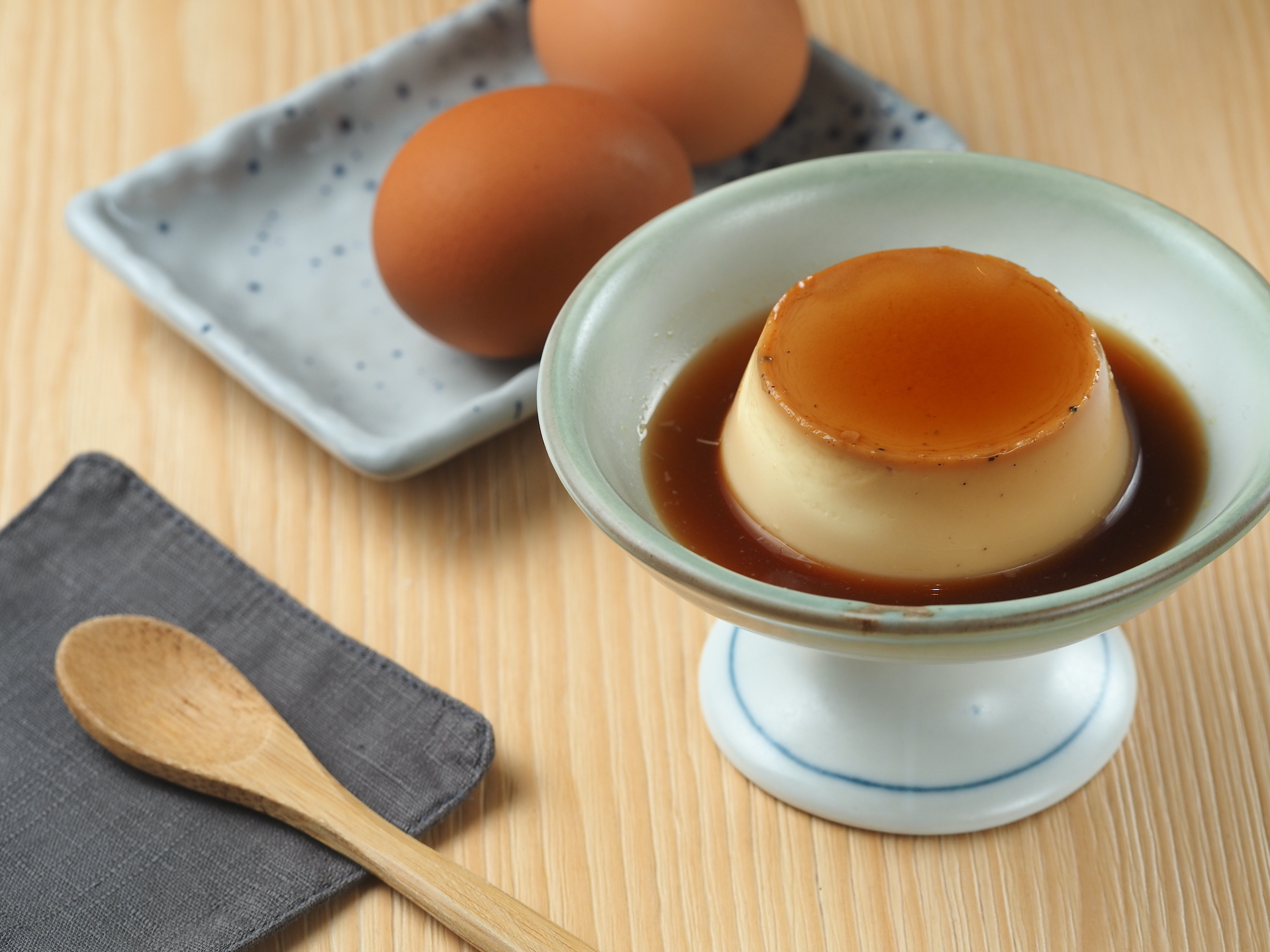 甜點的「布丁」相當符合雞懷石主題。（雞懷石套餐內容）