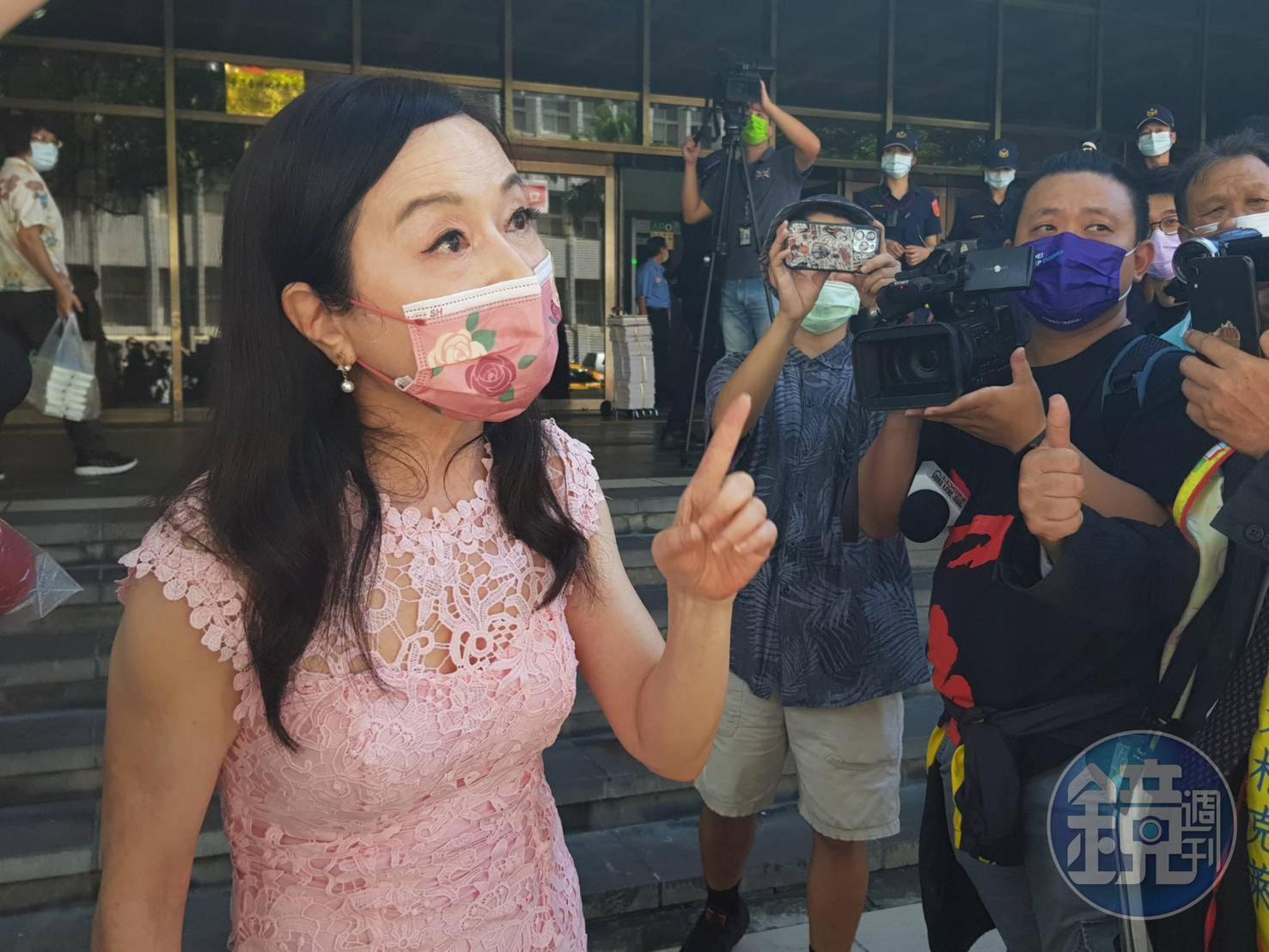 自稱資深媒體人的周玉蔻,近年來頻頻禍從口出,導致官司接連纏身。(本刊資料照)