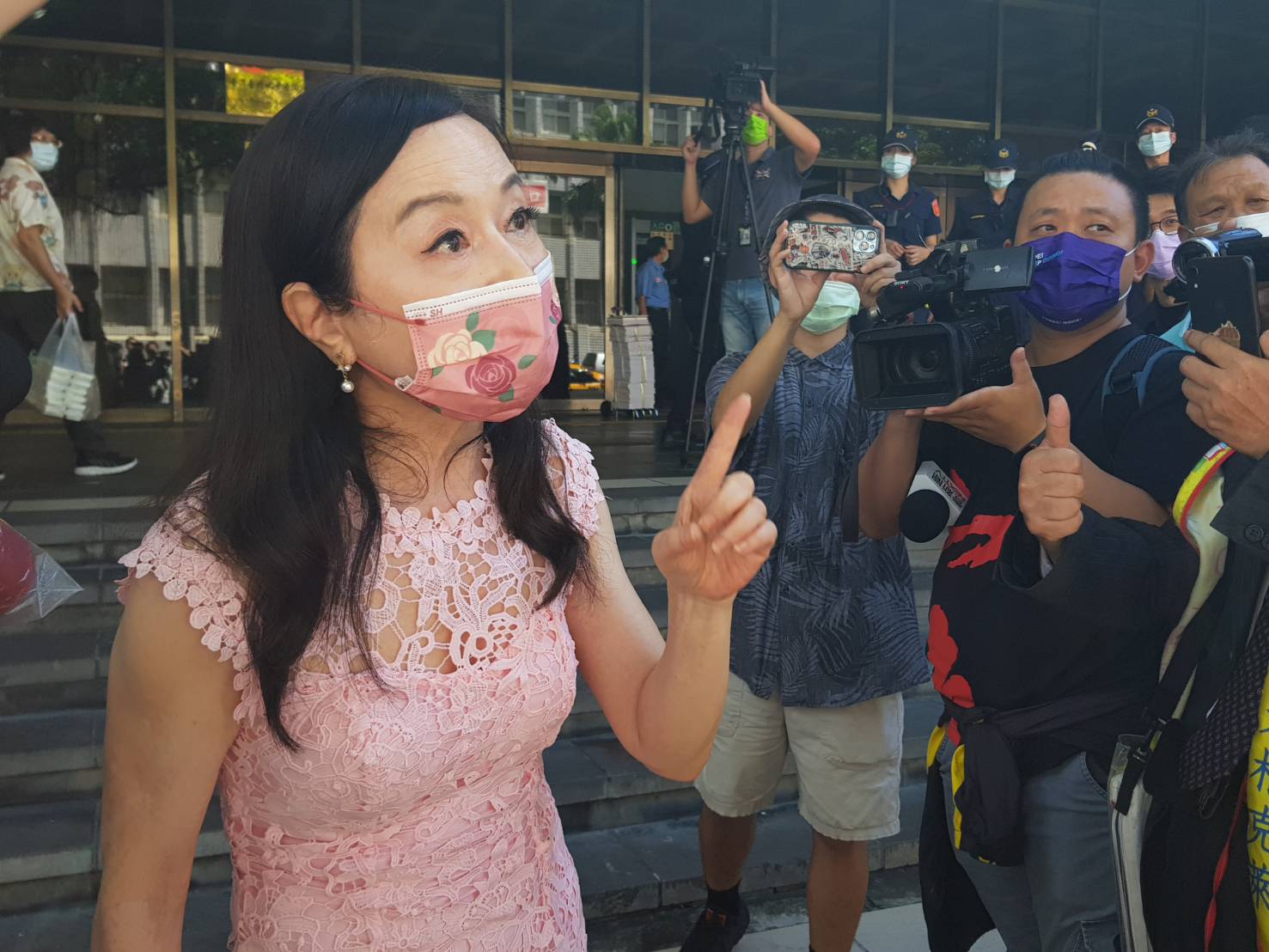 自稱資深媒體人的周玉蔻，近年來頻頻禍從口出，導致官司接連纏身。（本刊資料照）