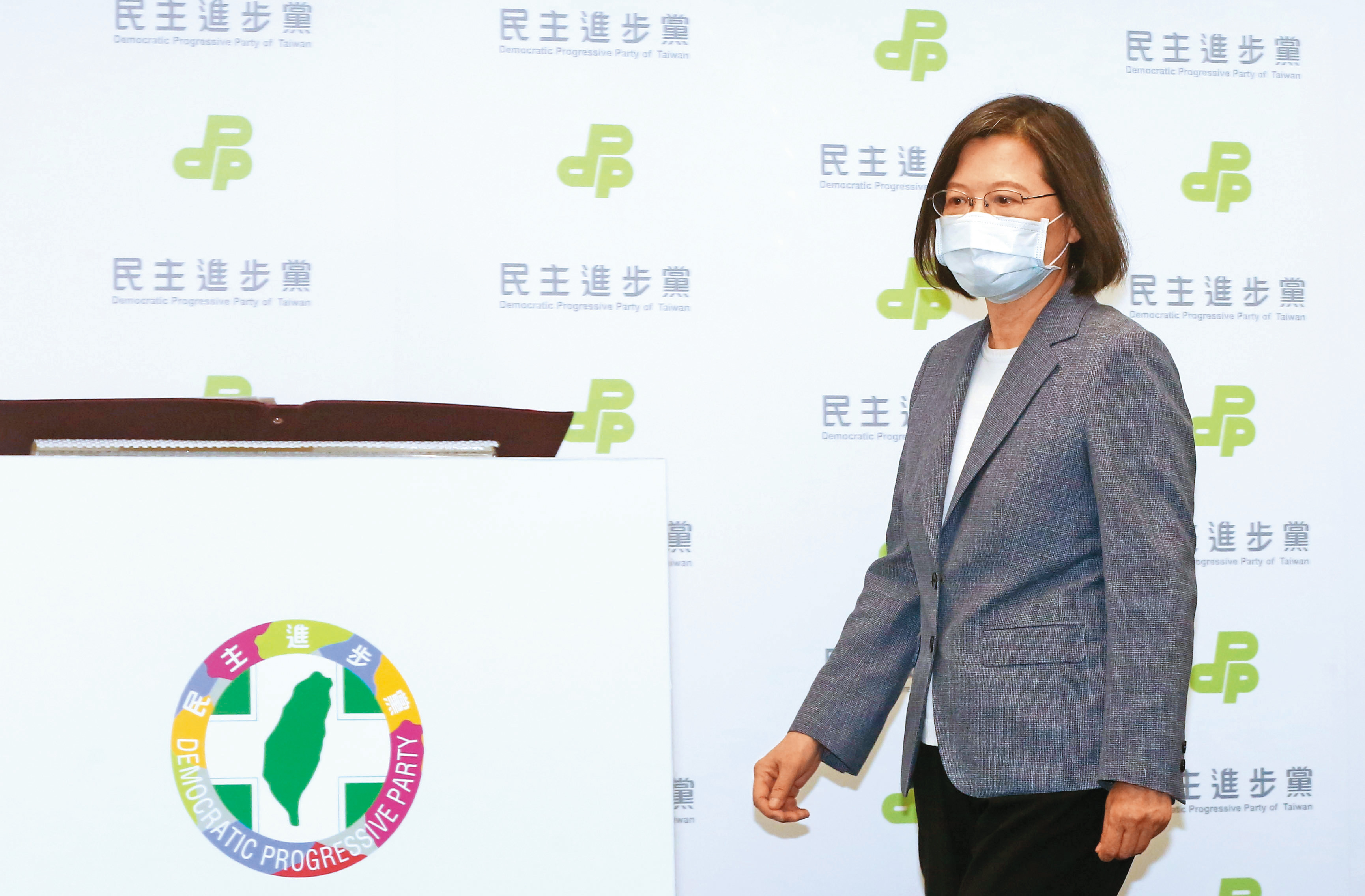 敗選的民進黨仍然提不出一個讓人民看了之後想要原諒他們的說法。蔡英文總統定調，「人民不想看到民進黨一黨獨大」。