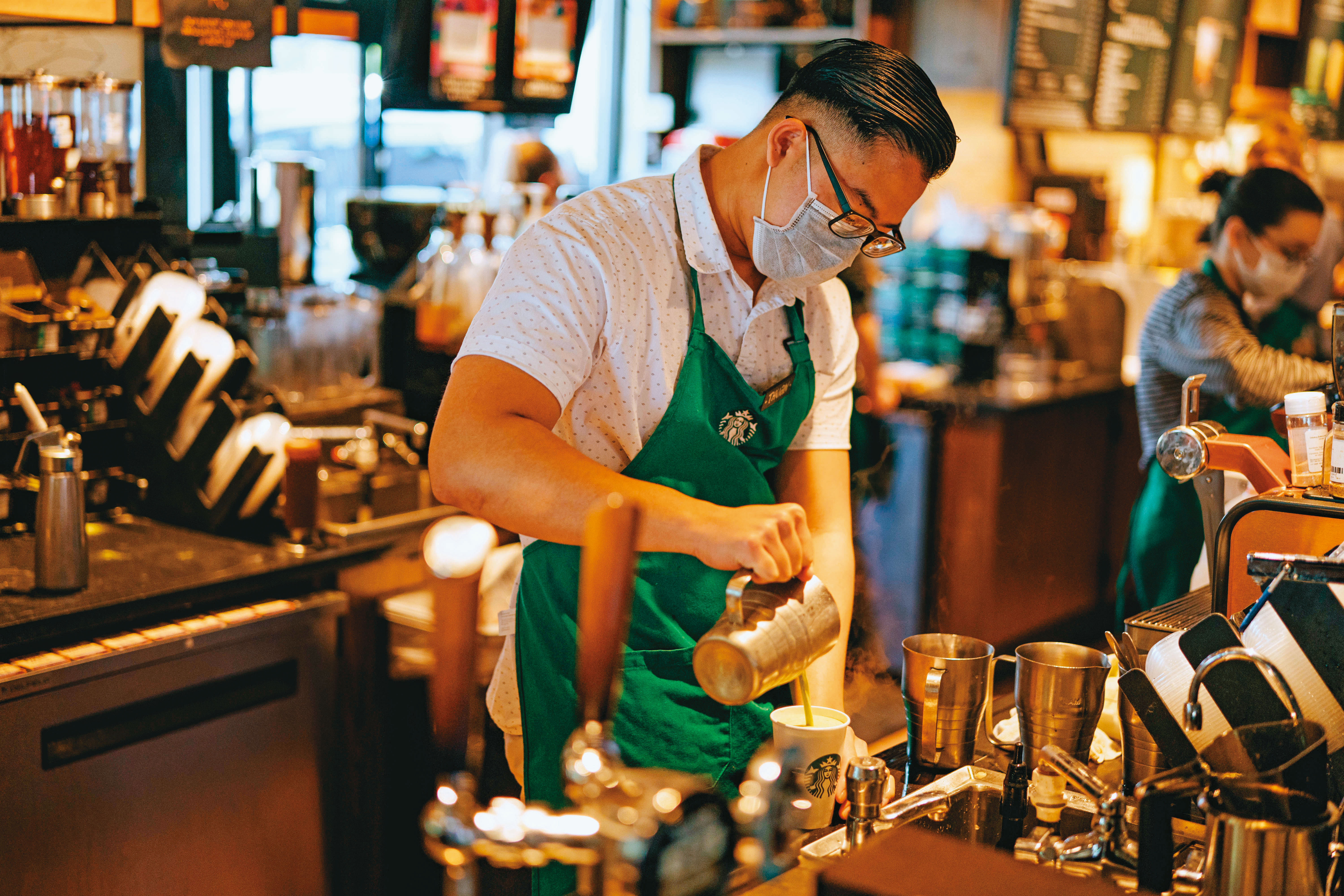 11月美國新增非農就業人數雖高於預期，但為2020年12月以來最低數據。（翻攝Starbucks Stories & News官網）