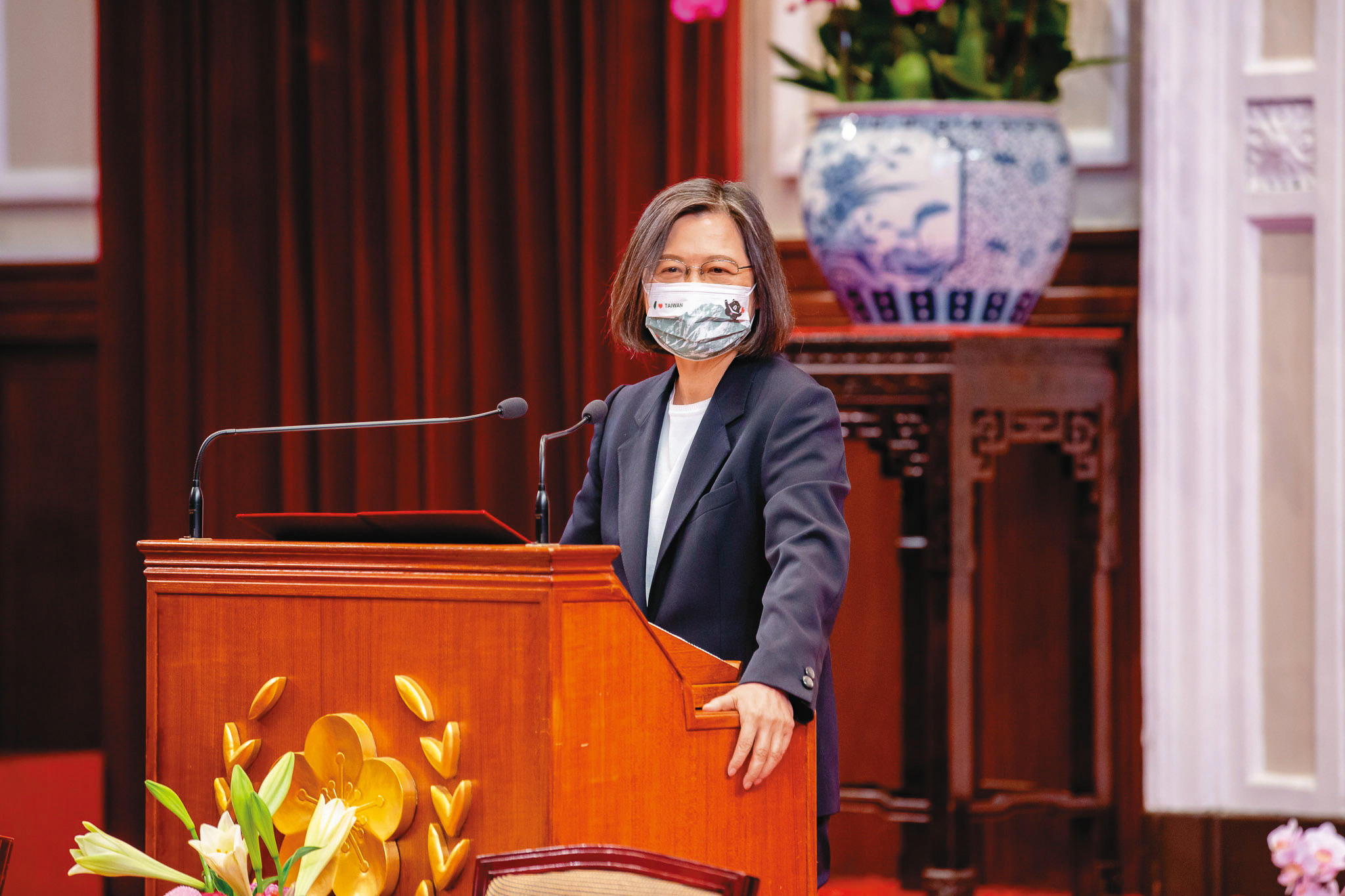 蔡英文選後與黨內要角共商,定調執政團隊要穩定政局,也要開展新局。(總統府提供)