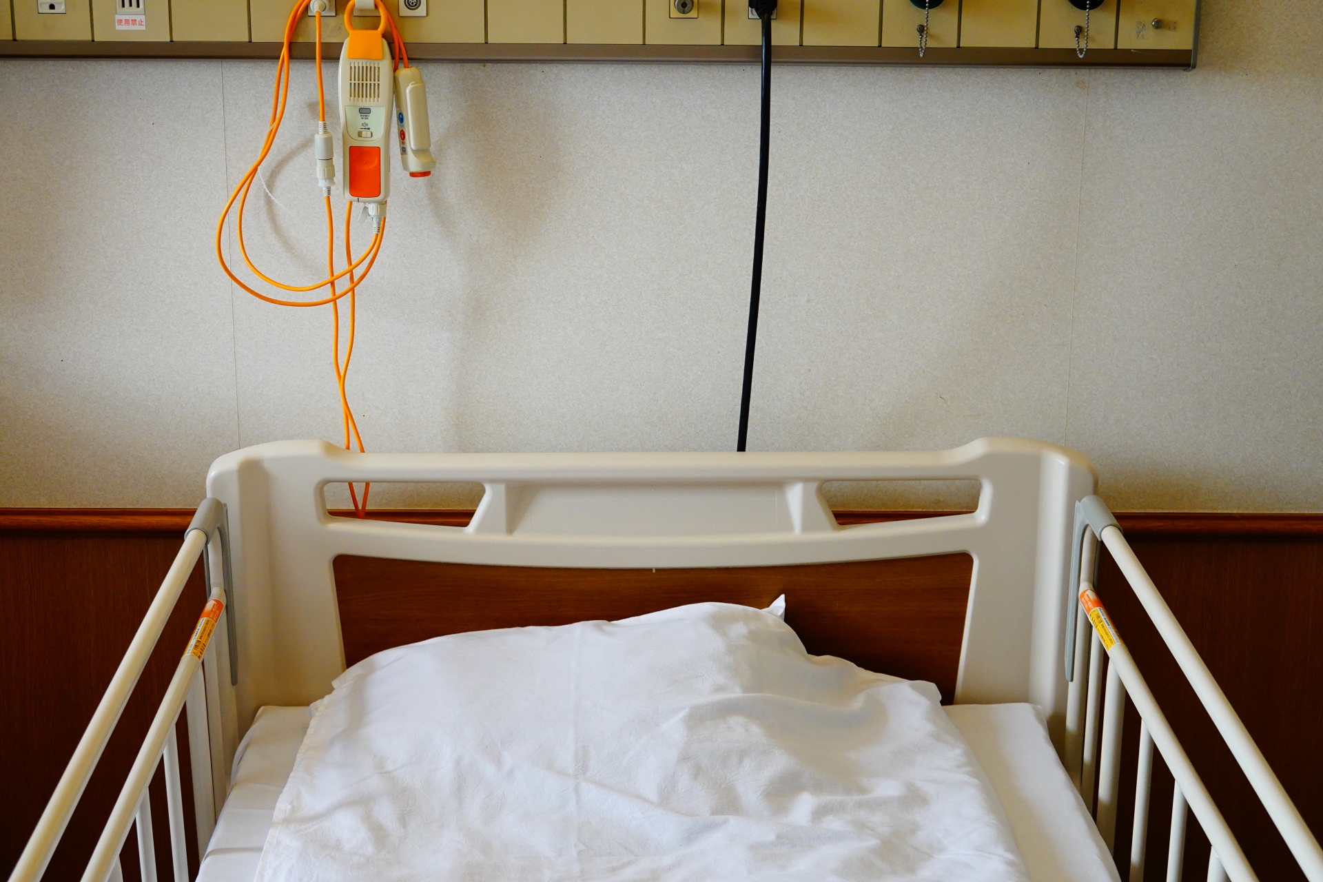 巴西驚傳某醫院誤將病患宣告死亡，病患被裝到屍袋移送殯儀館冷凍5時。（示意圖，photoAC）