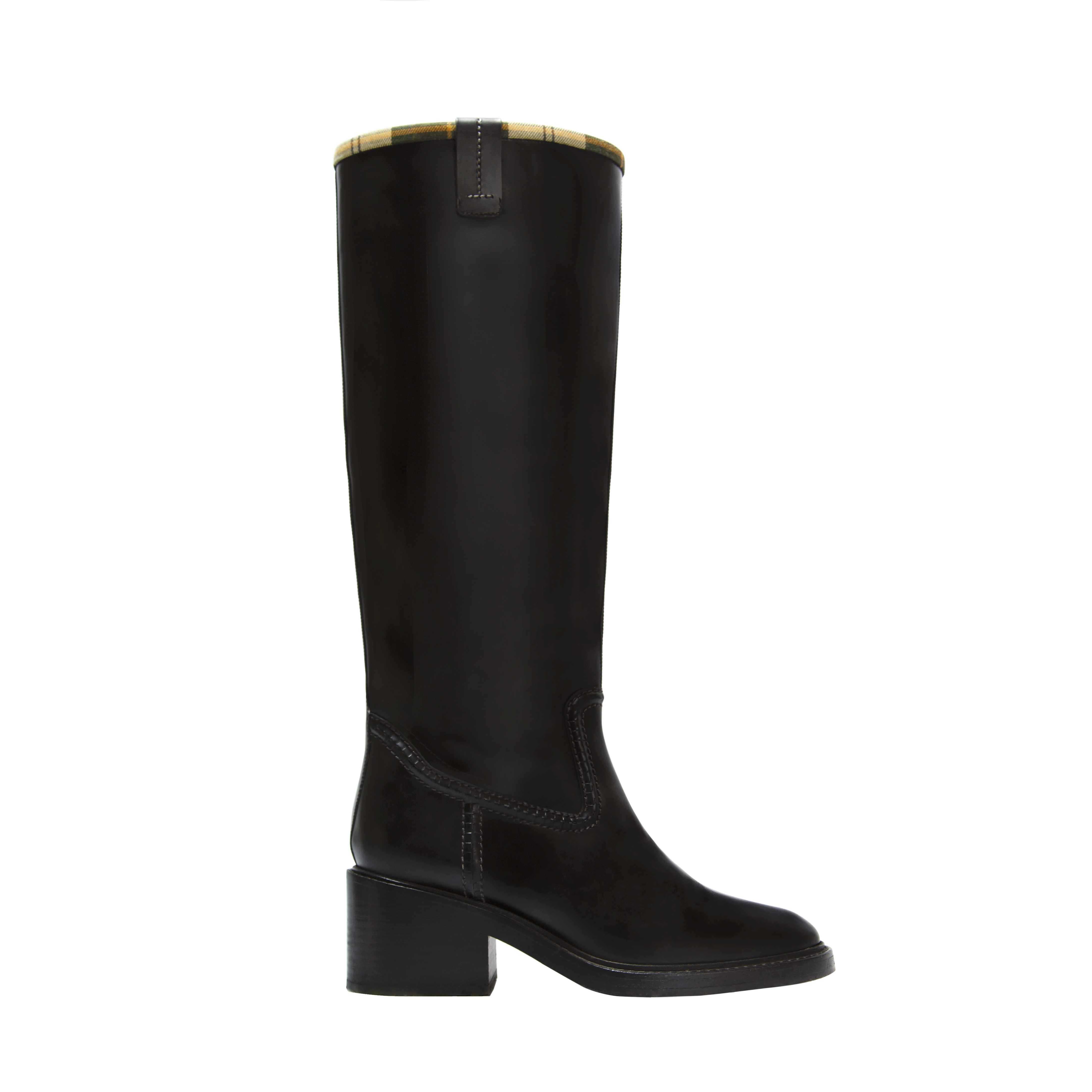 Barbour x Chloé Mallo長筒靴。NT$46,200(Chloé提供)