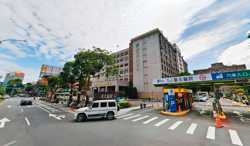 衛福部台北醫院(圖)的資訊系統跟桃園醫院一樣,都是昱誠提供。(翻攝Google Maps)
