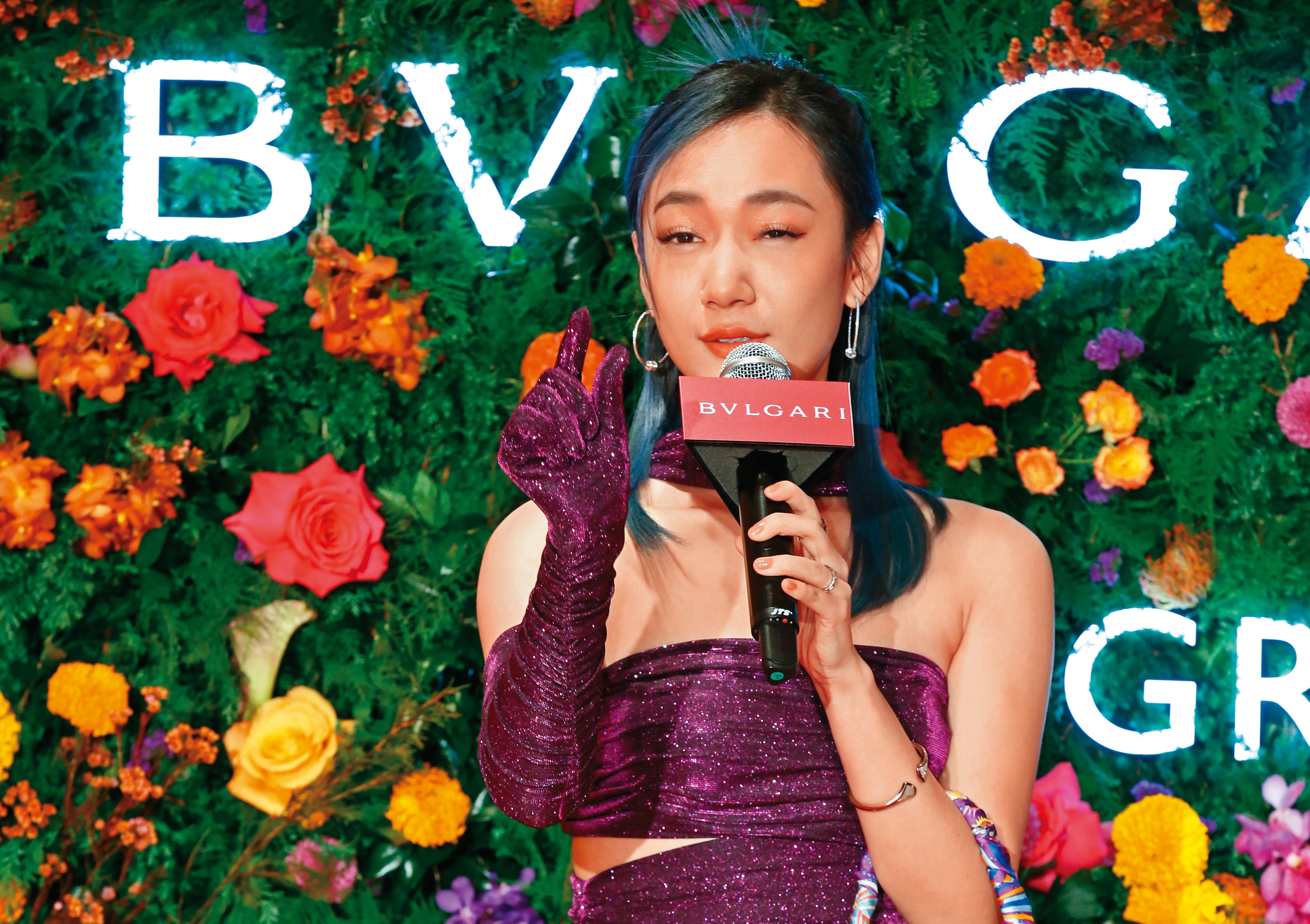 吳卓源出席寶格麗頂級香氛專櫃開幕，笑說：「我只能說…滿緊的。」洋裝滿緊啦！