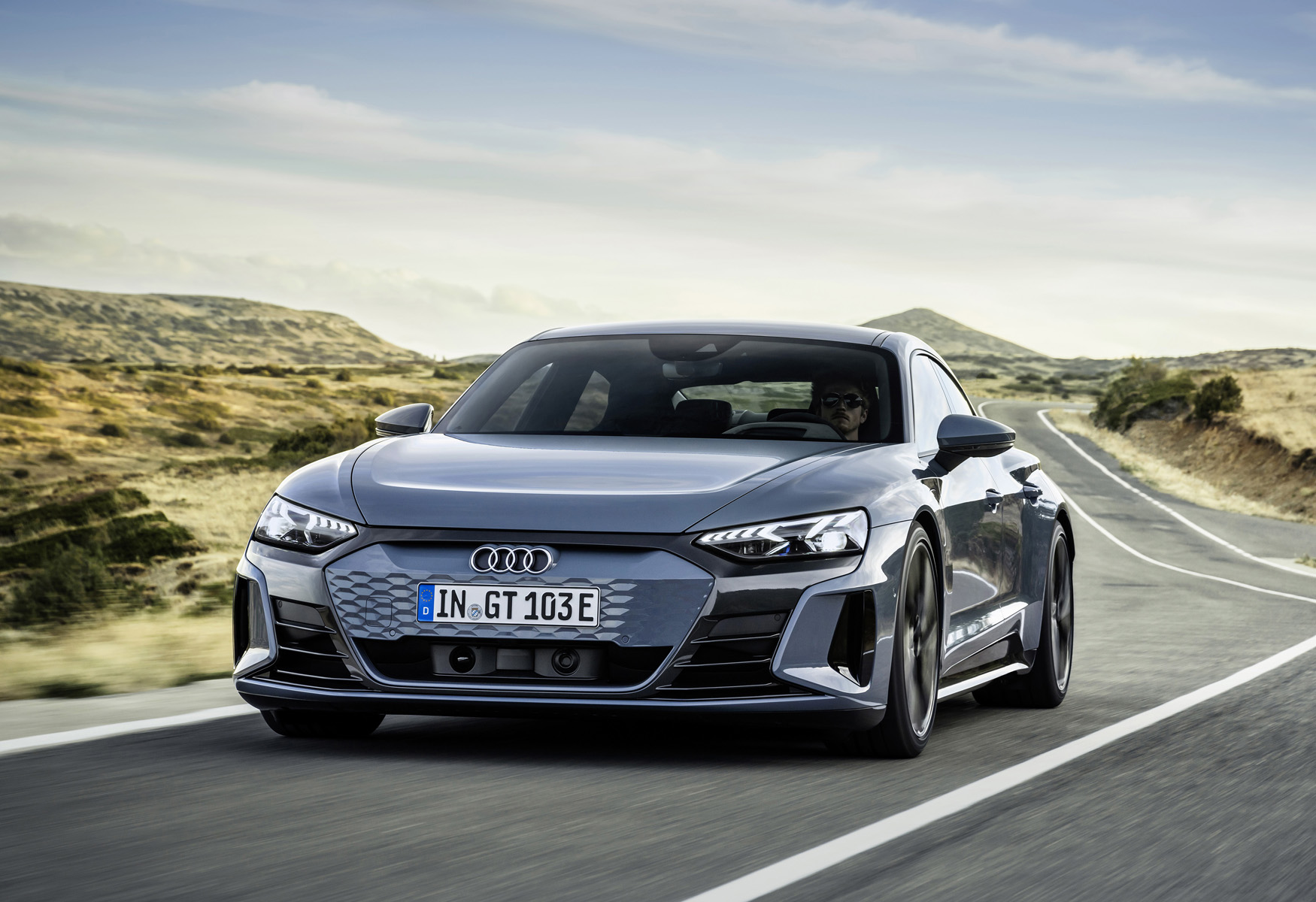 【2022年度風雲車-14】四環電跑！AUDI e-tron GT 