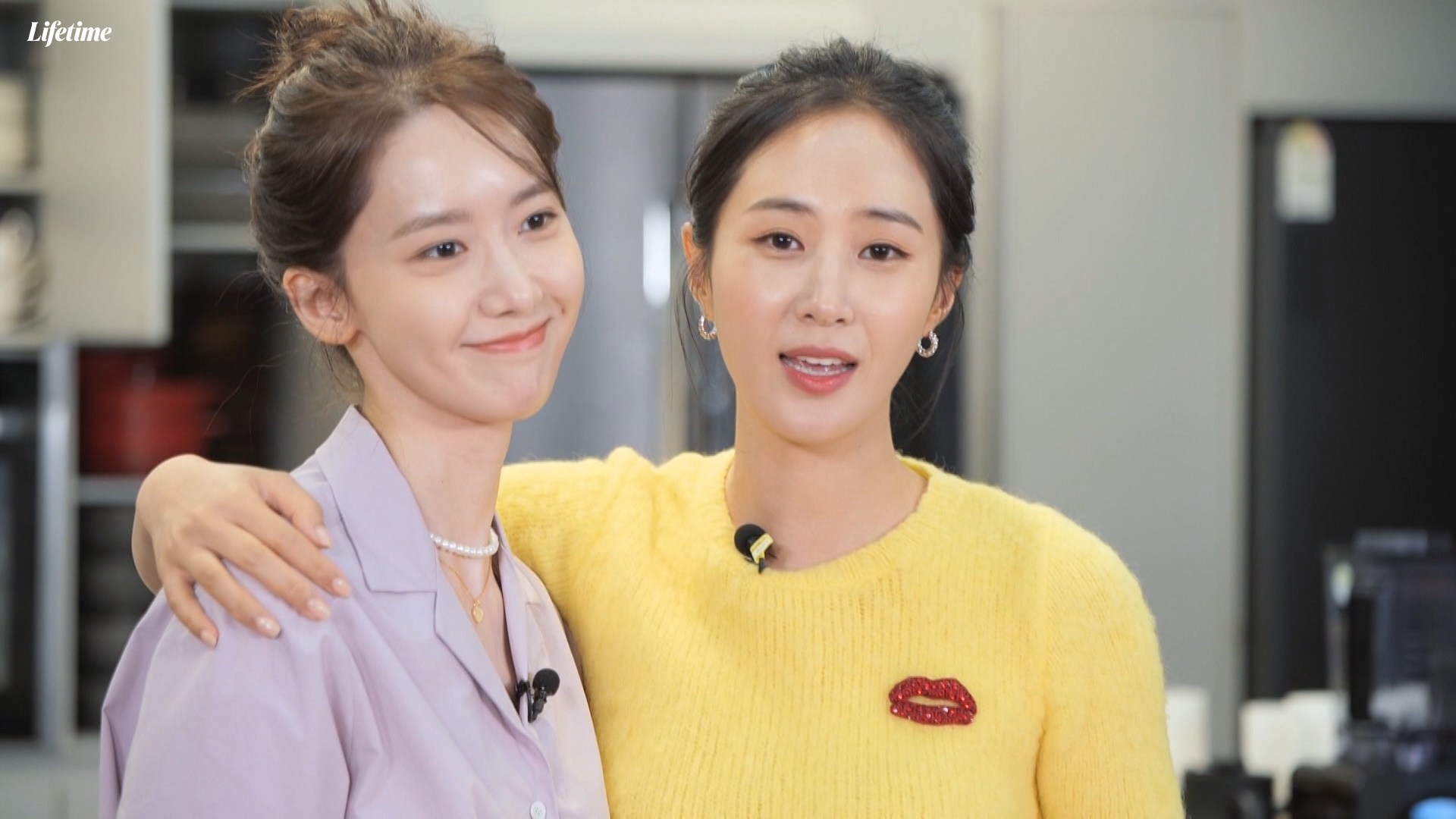 「少女時代」成員俞利推出個人節目《俞利的美味餐桌》，成員潤娥也力挺當嘉賓。（杰德影音提供）