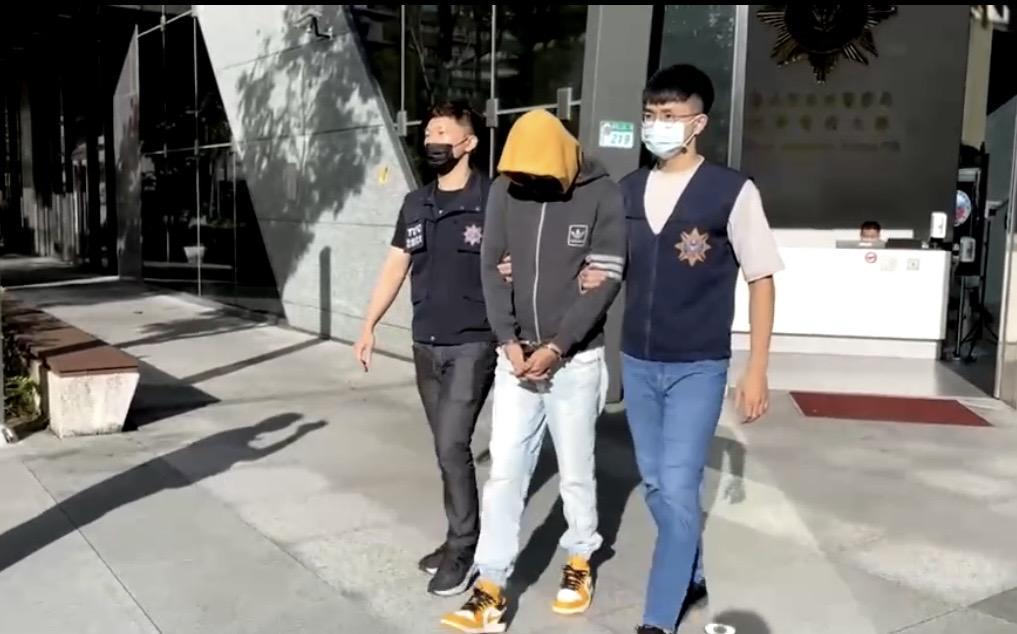警方送辦嫌犯。(翻攝畫面)