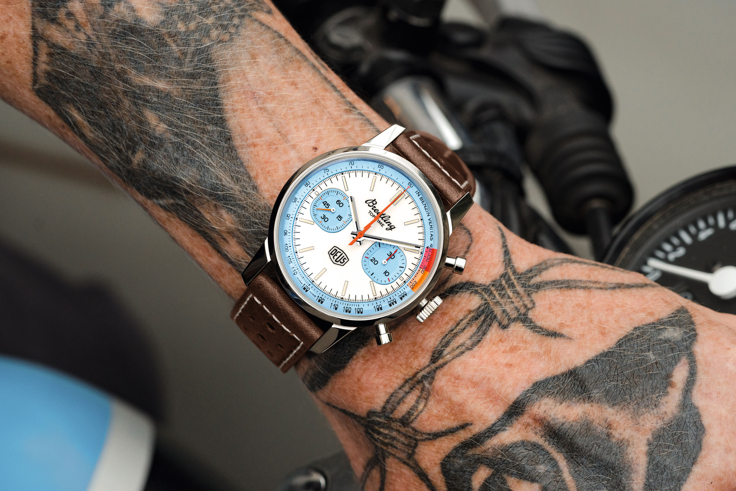 【新錶2022】更潮的配色新裝！百年靈Top Time Deus第二代登場