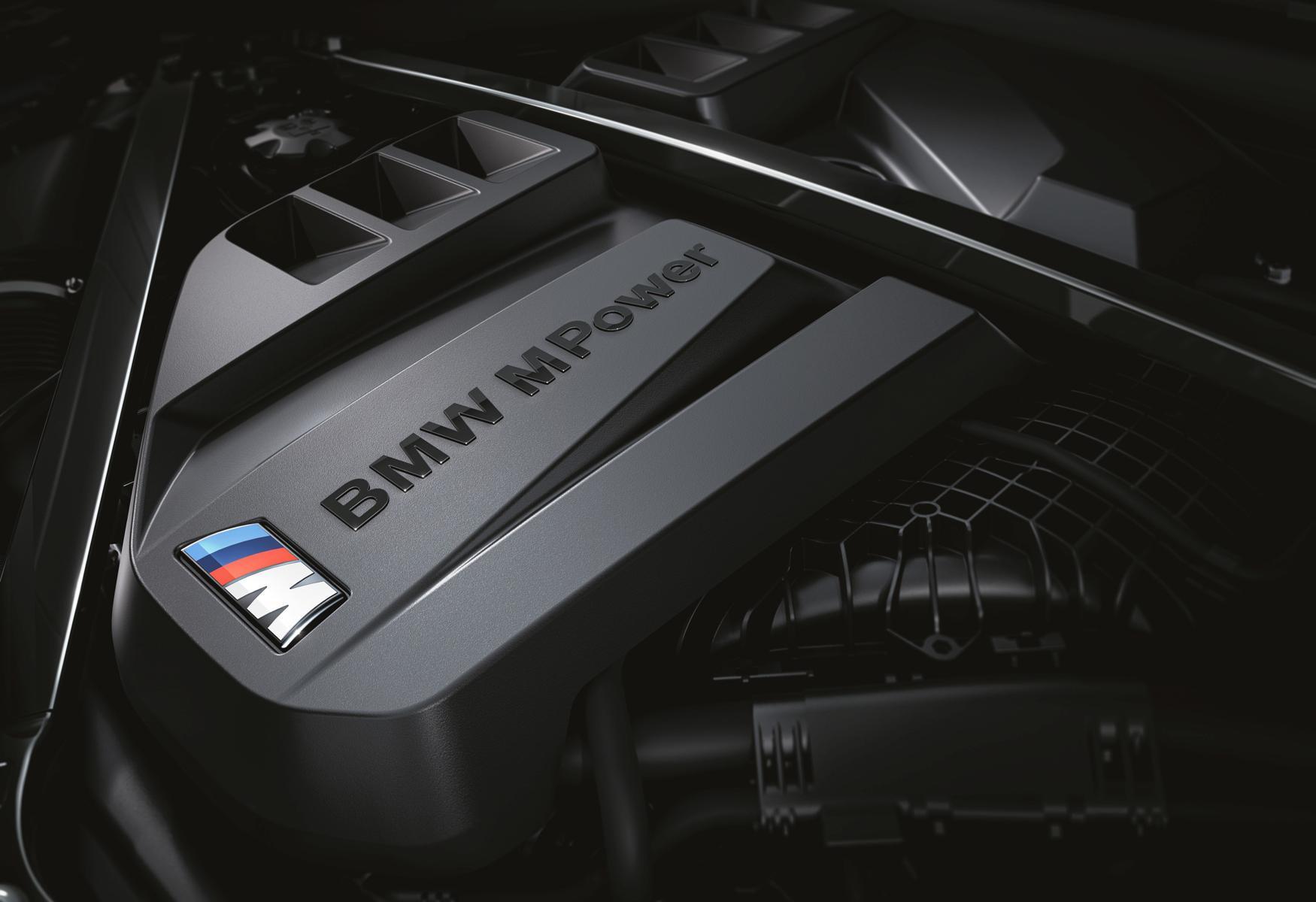 全新世代BMW M2搭載3.0升 M TwinPower Turbo直列六缸引擎，最大馬力高達460德制馬力，最大扭力550牛頓米，零百加速僅需4.1秒即可完成。