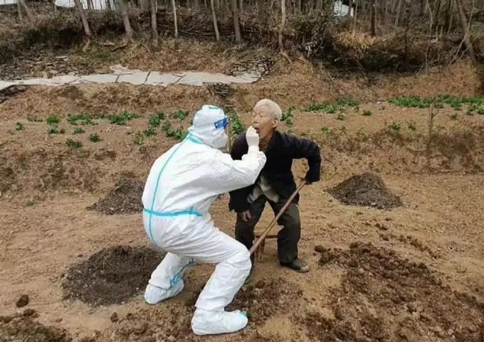 這種到處做核酸的亂象將不再。（翻自推特）