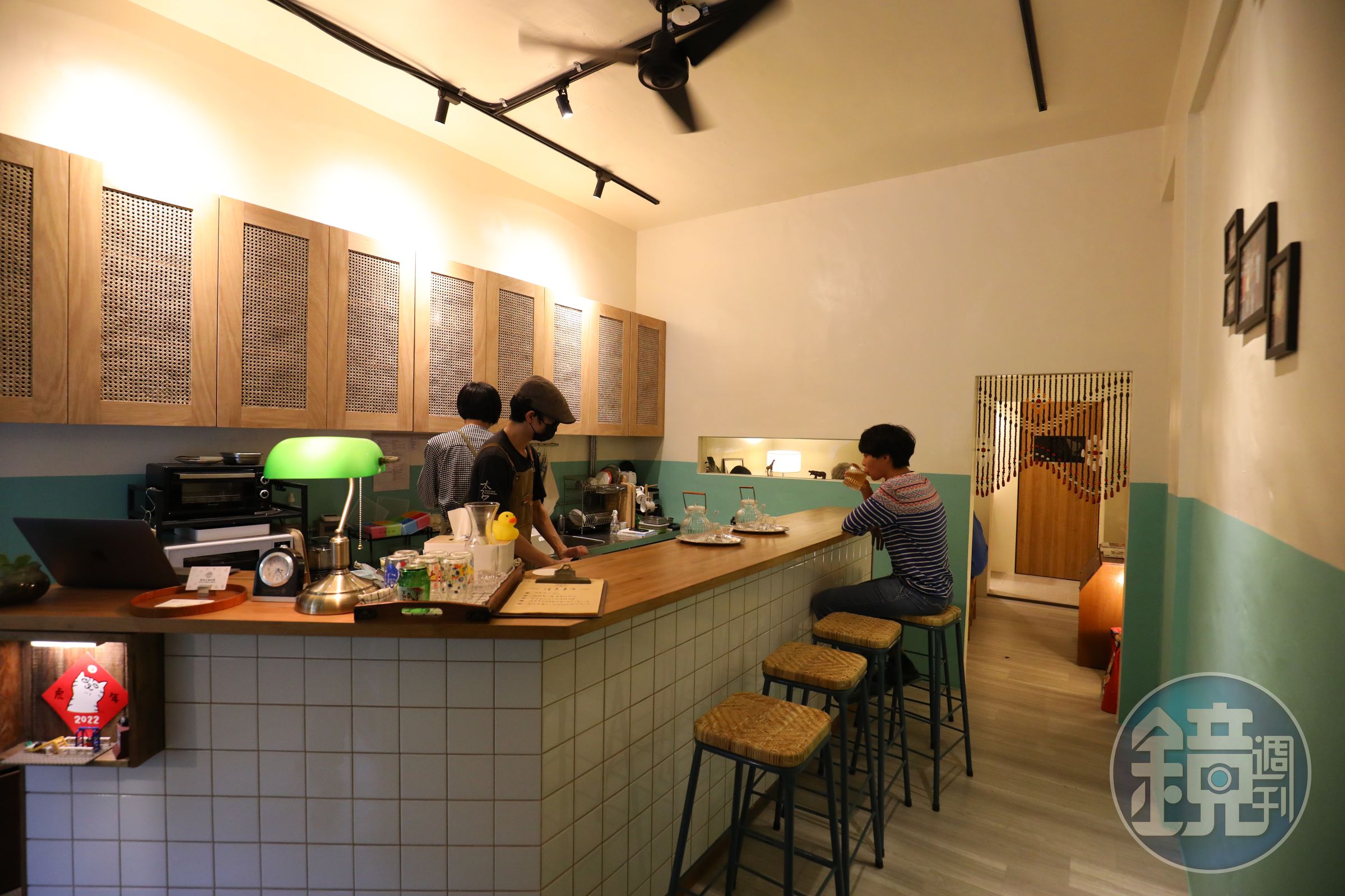 「勝利不廢商號」餐桌致力於推廣承載家族記憶的雲南風味料理。