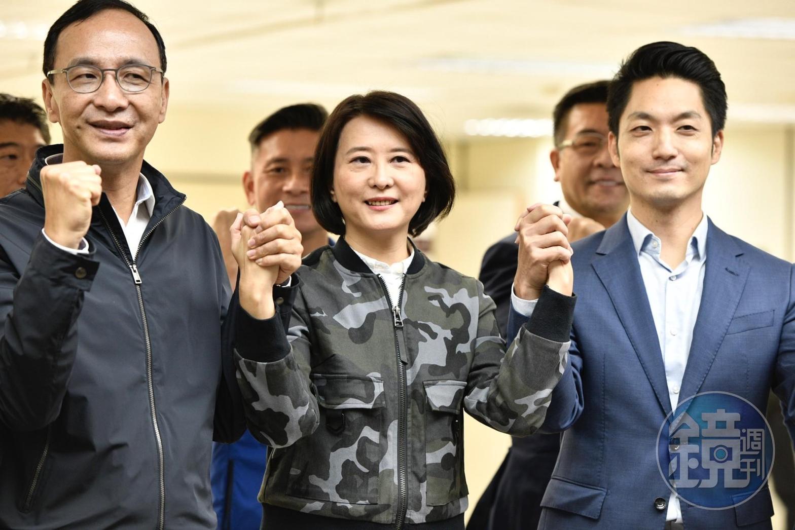 蔣萬安（右）當選台北市長後，國民黨派出王鴻薇（中）參加台北市第三選區立委補選。（本刊資料照）
