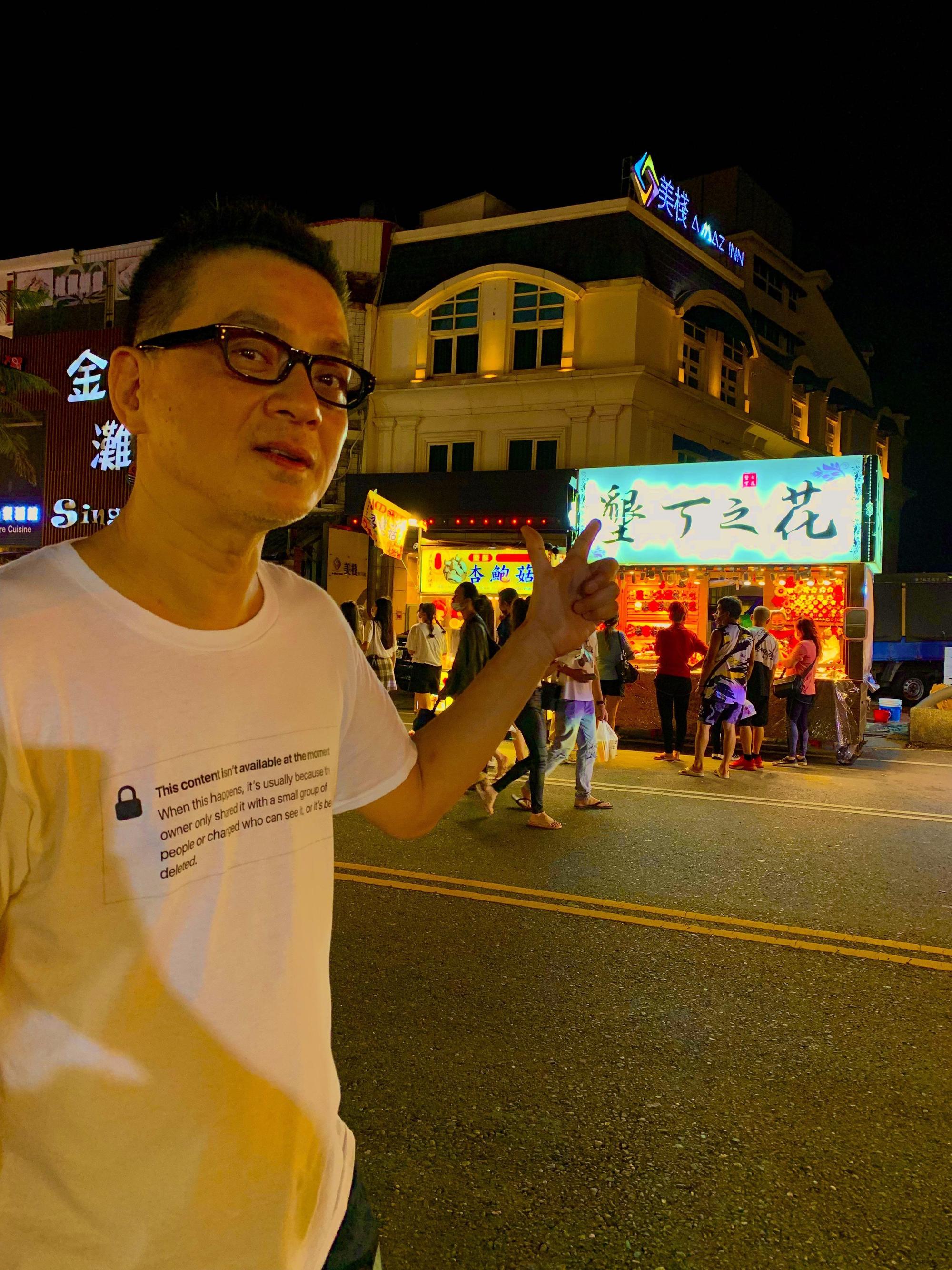 來台Long Stay趴趴走,黃耀明搭遍台灣大眾運輸工具,也自行搭客運南下墾丁玩耍。( 人山人海 提供)