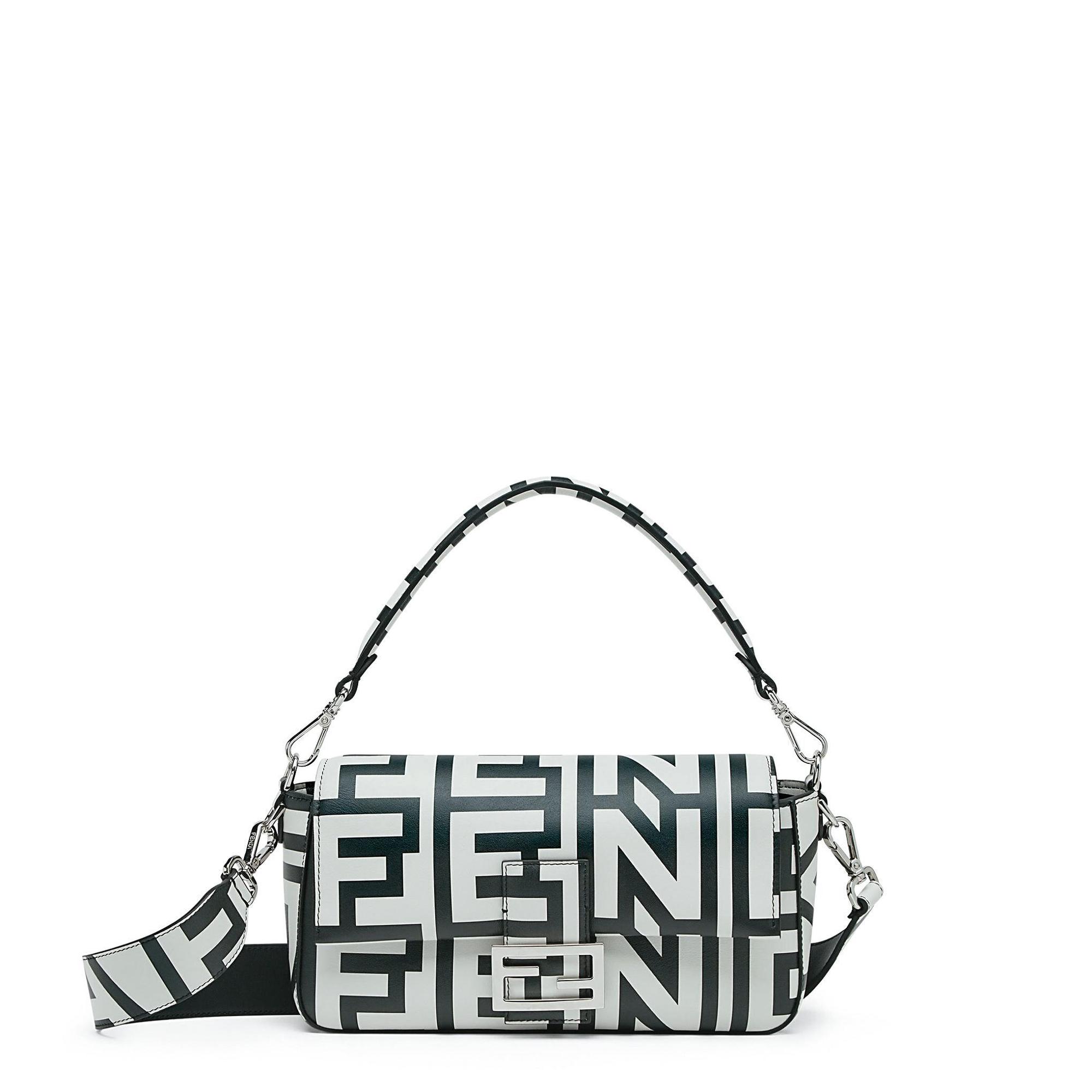 FENDI Roma限定系列Baguette。NT$118,000。（FENDI提供）