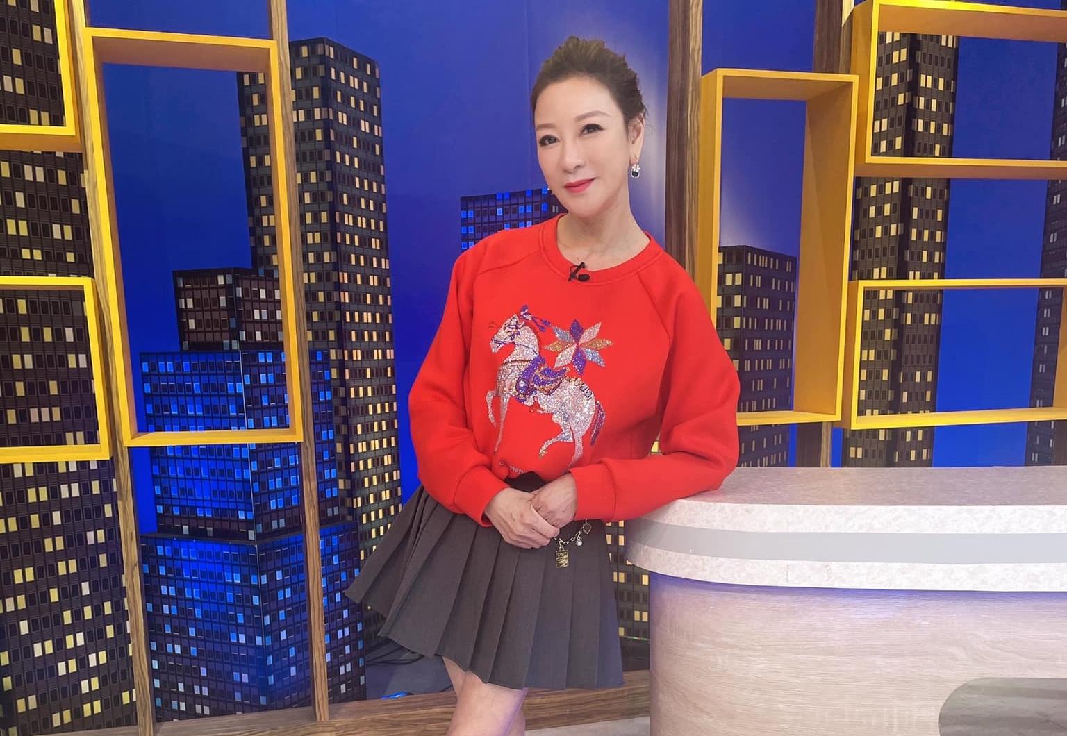 楊繡惠名下有多間房產，要價超過上億。（翻攝自楊繡惠臉書）