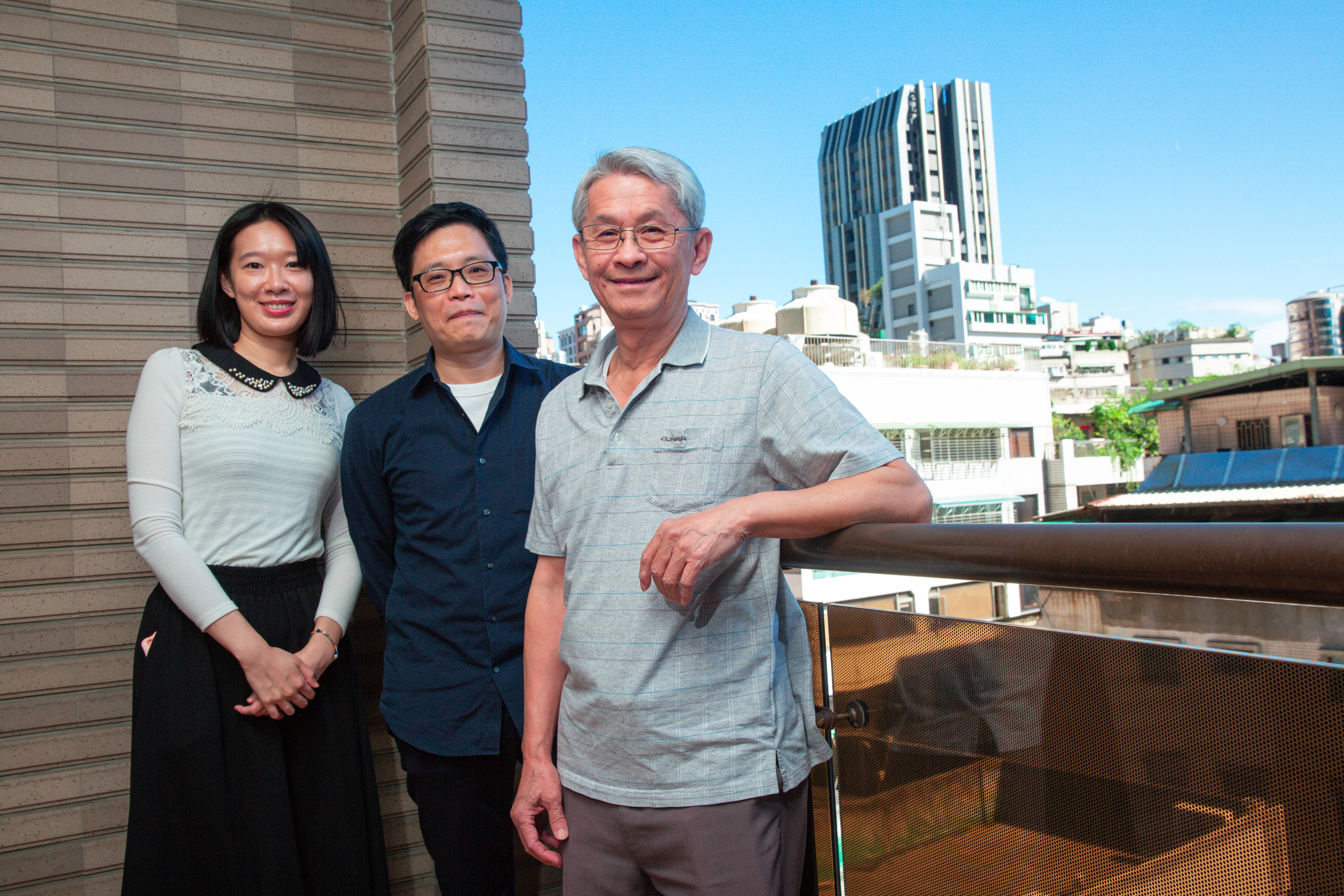 陳立栢（右起）攜手漫畫家曾建華、編劇竹本貞子等人打造《集合！RENDEZVOUS》系列漫畫。