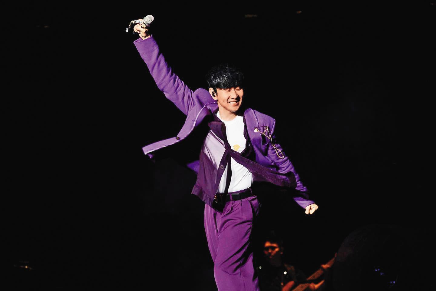 林俊傑將在美國賭城舉辦「JJ20」演唱會,日期剛好與王力宏撞期。(翻攝自林俊傑臉書)