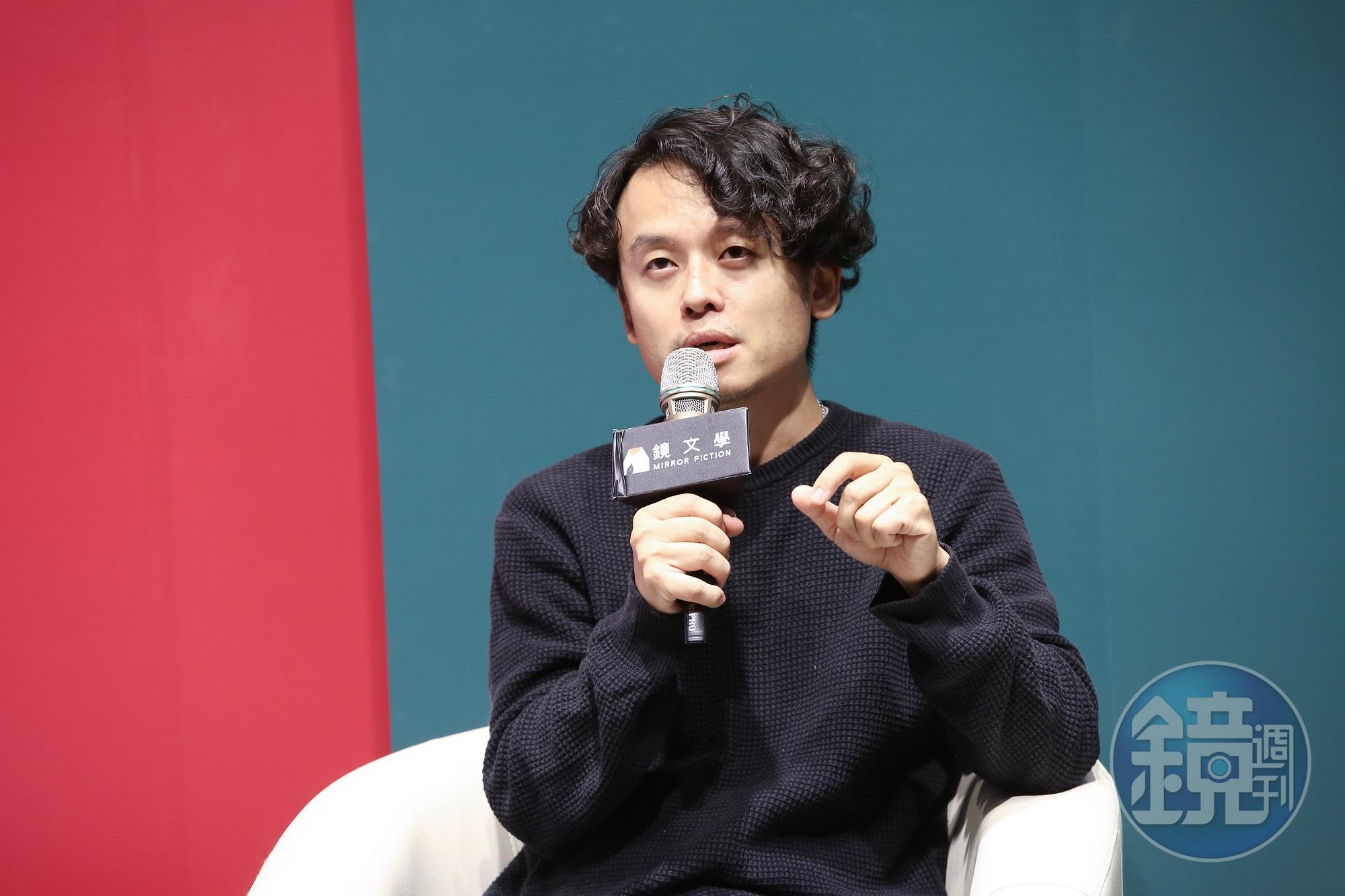 「鏡文學百萬影視小說大獎」第二屆首獎得主唐福睿,出席頒獎典禮沙龍講座,由他擔任編導的影視改編作品《八尺門的辯護人》,將在明年推出。
