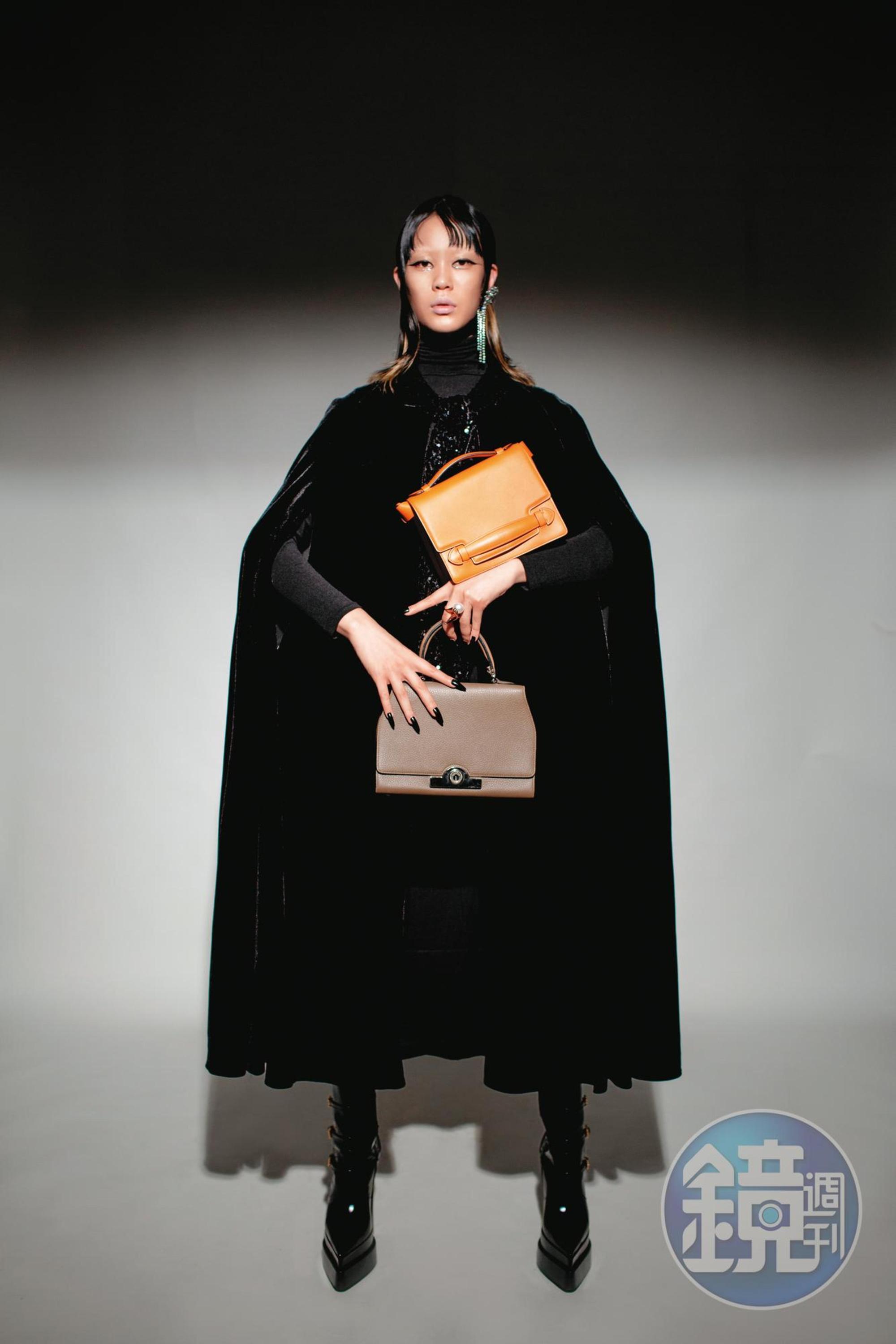 （上）旱金蓮橘Sac Malle包 NT$147,000、（下）斑鳩灰Rejane BB包 價格店洽 by Moynat／黑色亮天鵝絨片斗篷 NT$3,490 by ZARA／黑色長袖上衣 私物 黑色尖頭粗跟高跟鞋 NT$62,000 by VERSACE／水鑽耳環 NT$790 by ZARA