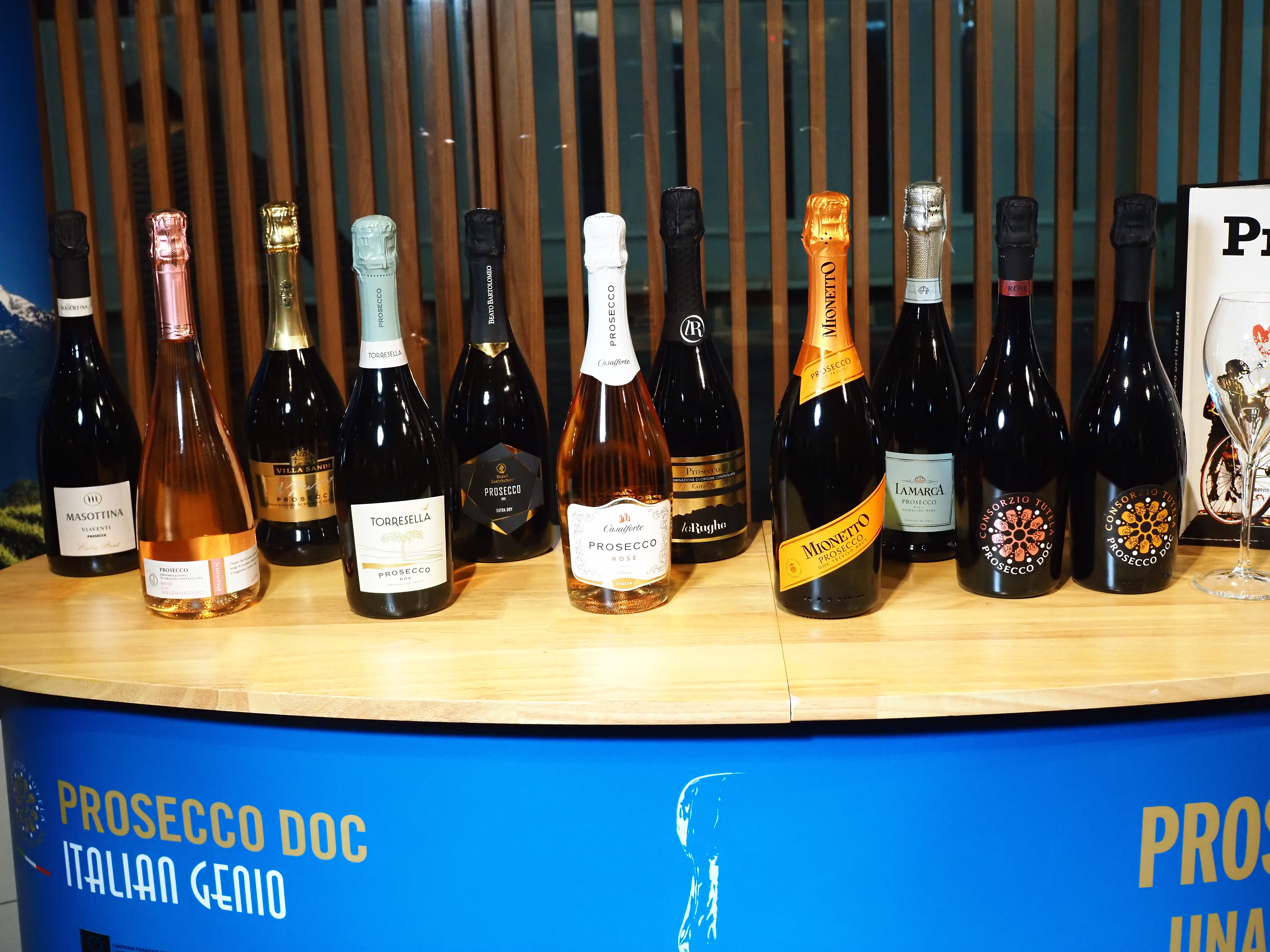 義大利Prosecco DOC公會嚴選9家酒莊的酒款。