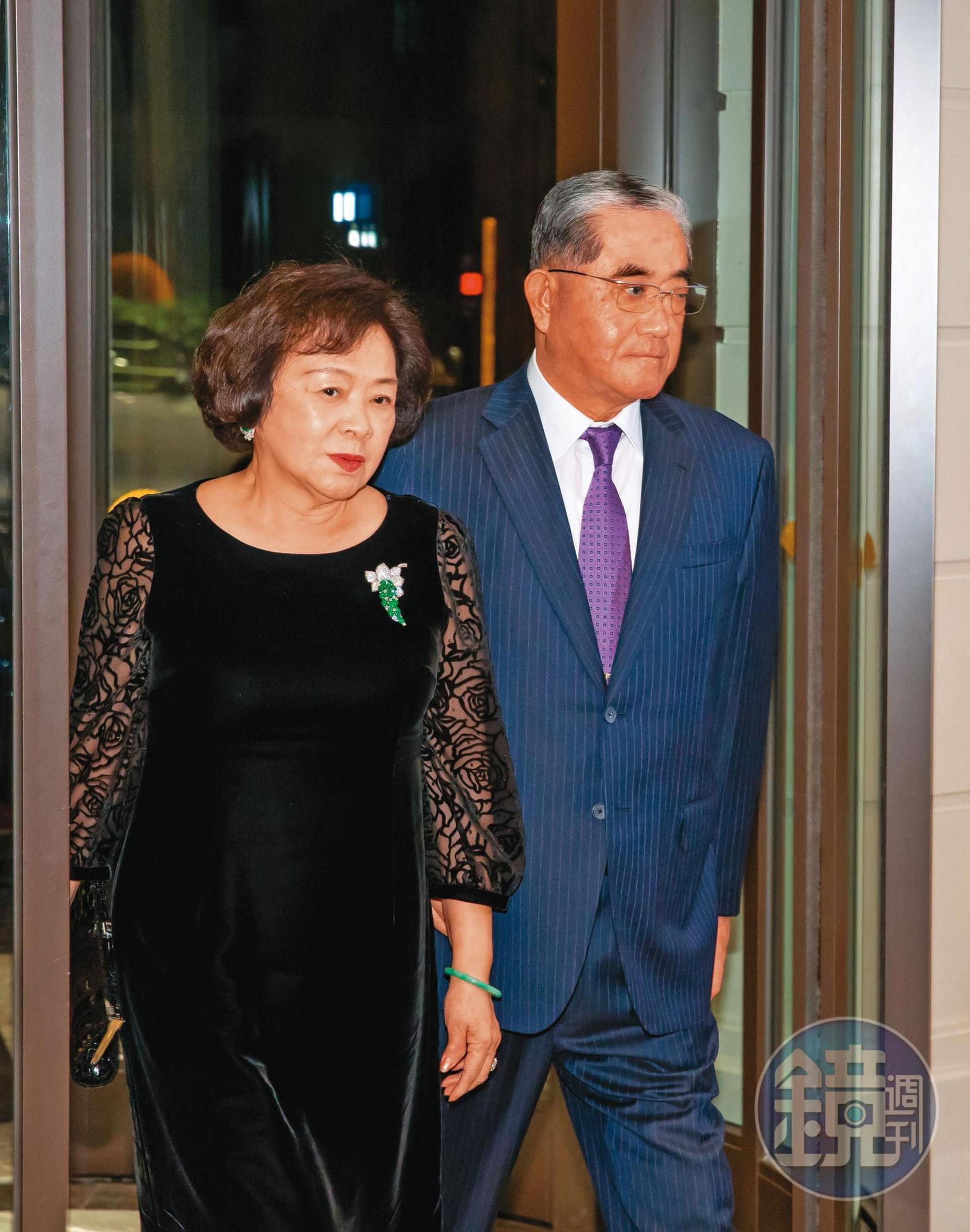 林知延二婚趕進度，總算讓林明成夫婦（圖）放下心中大石。