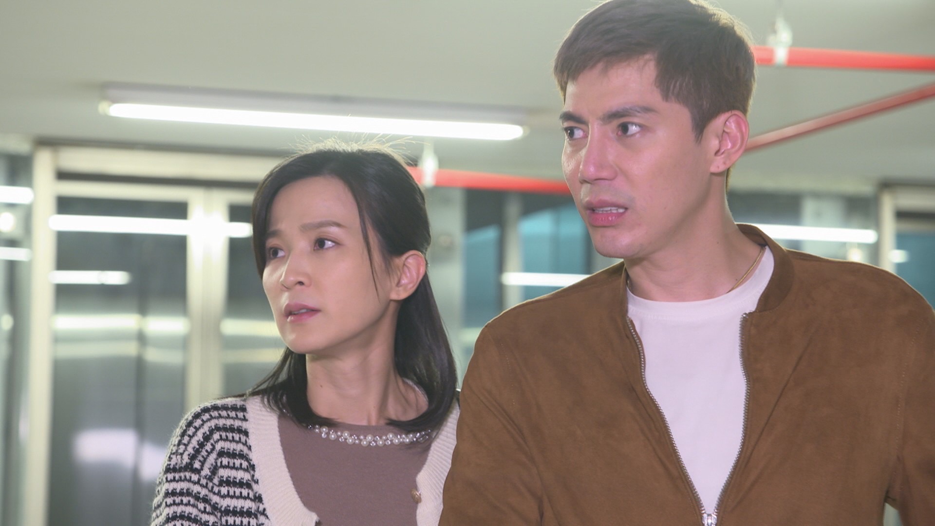 藝人楚宣（左）表示《市井豪門》角色波折不斷，跟兒子王凱（右）有許多挑戰。（民視提供）