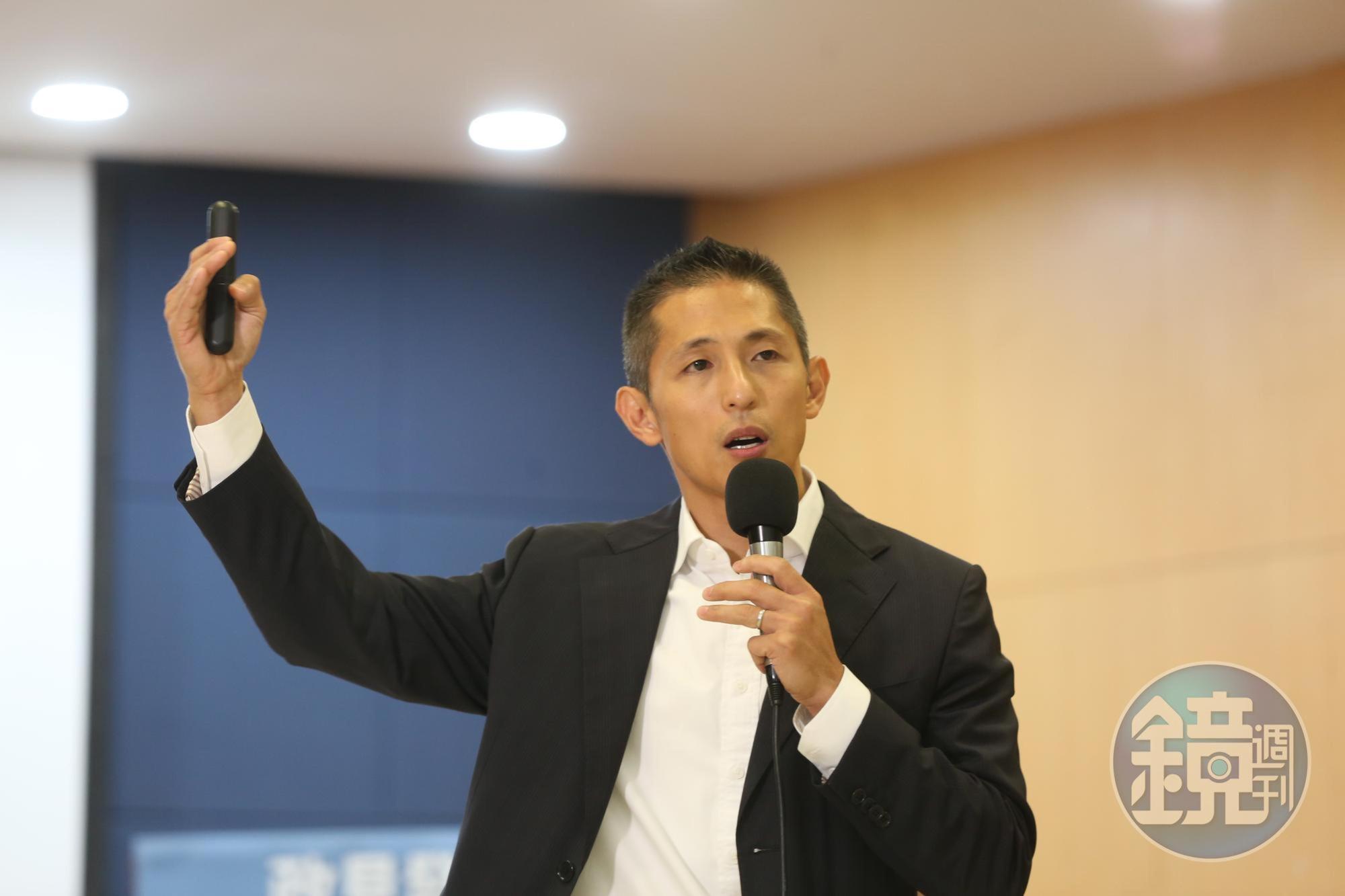 醫師沈政男大膽預測,吳怡農會在此次立委補選中戰敗。