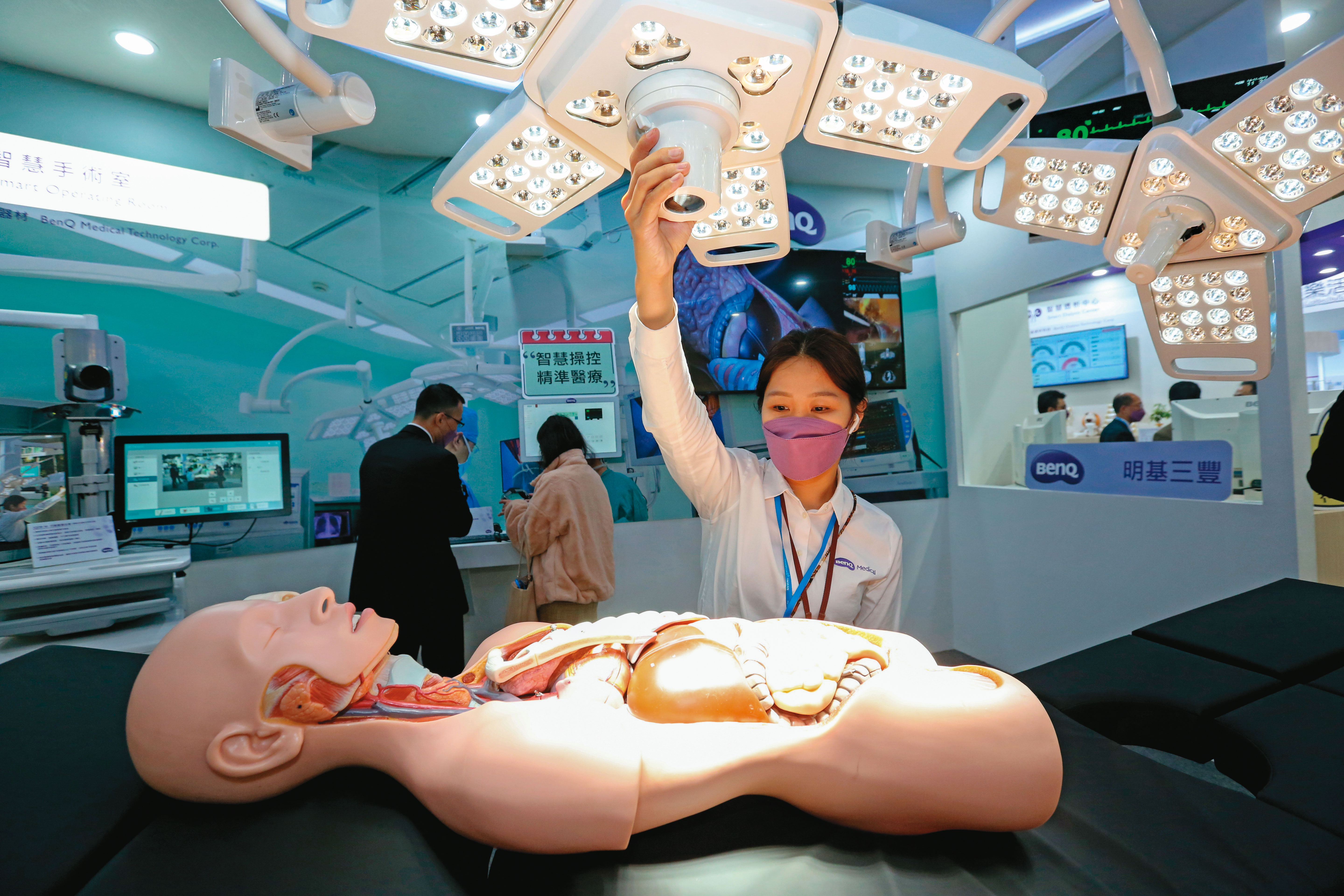 佳世達的智慧手術室相關設備，已成功出海賣給泰國的醫院，未來有望在東南亞市場遍地開花。