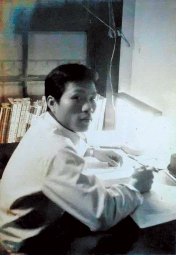 高大成高中不愛讀書，父親請了7個家教幫他惡補，擠入醫學系窄門。（高大成提供）