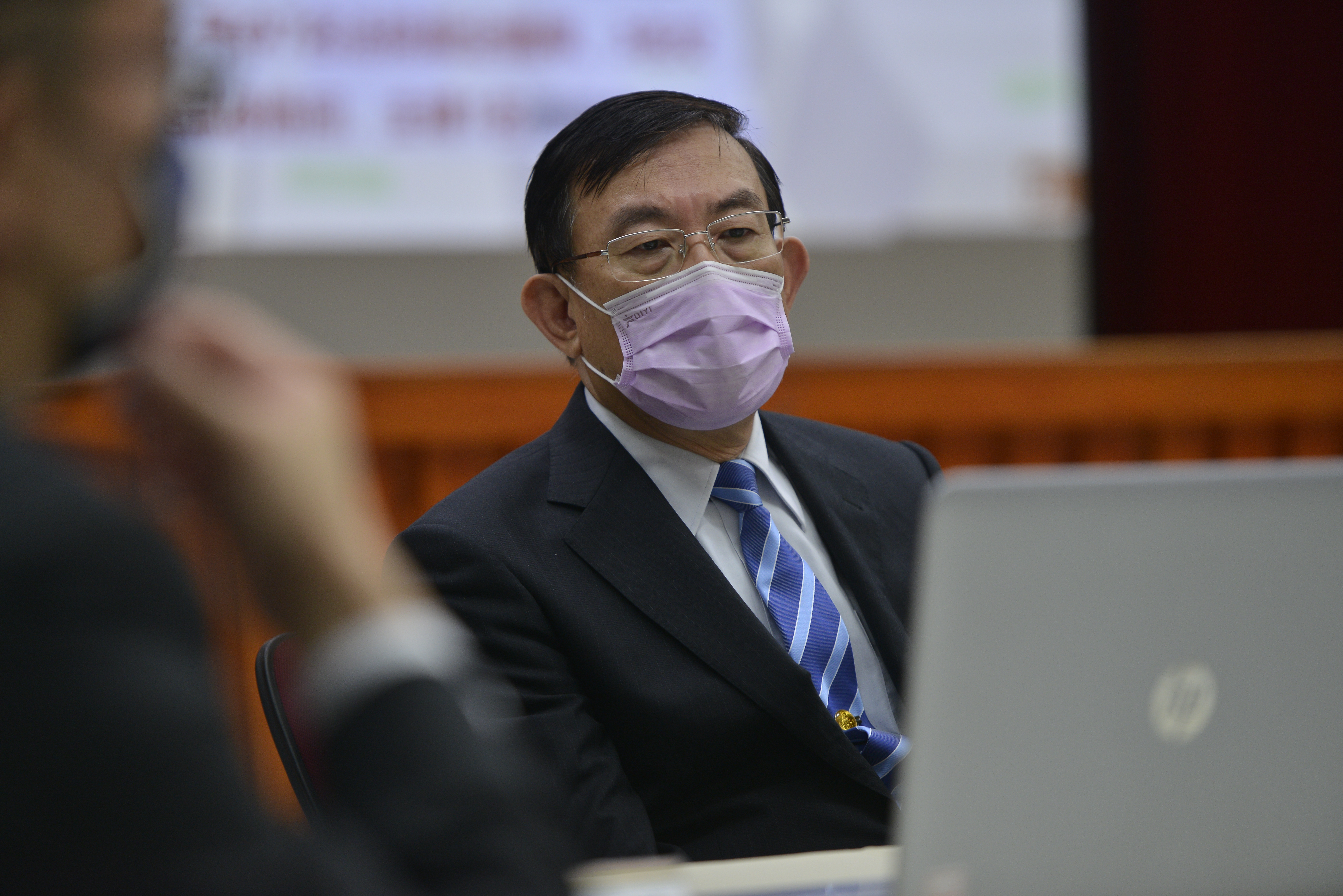 為銀行員之死案爭無罪判決，檢察總長邢泰釗今天向最高法院提起非常上訴。