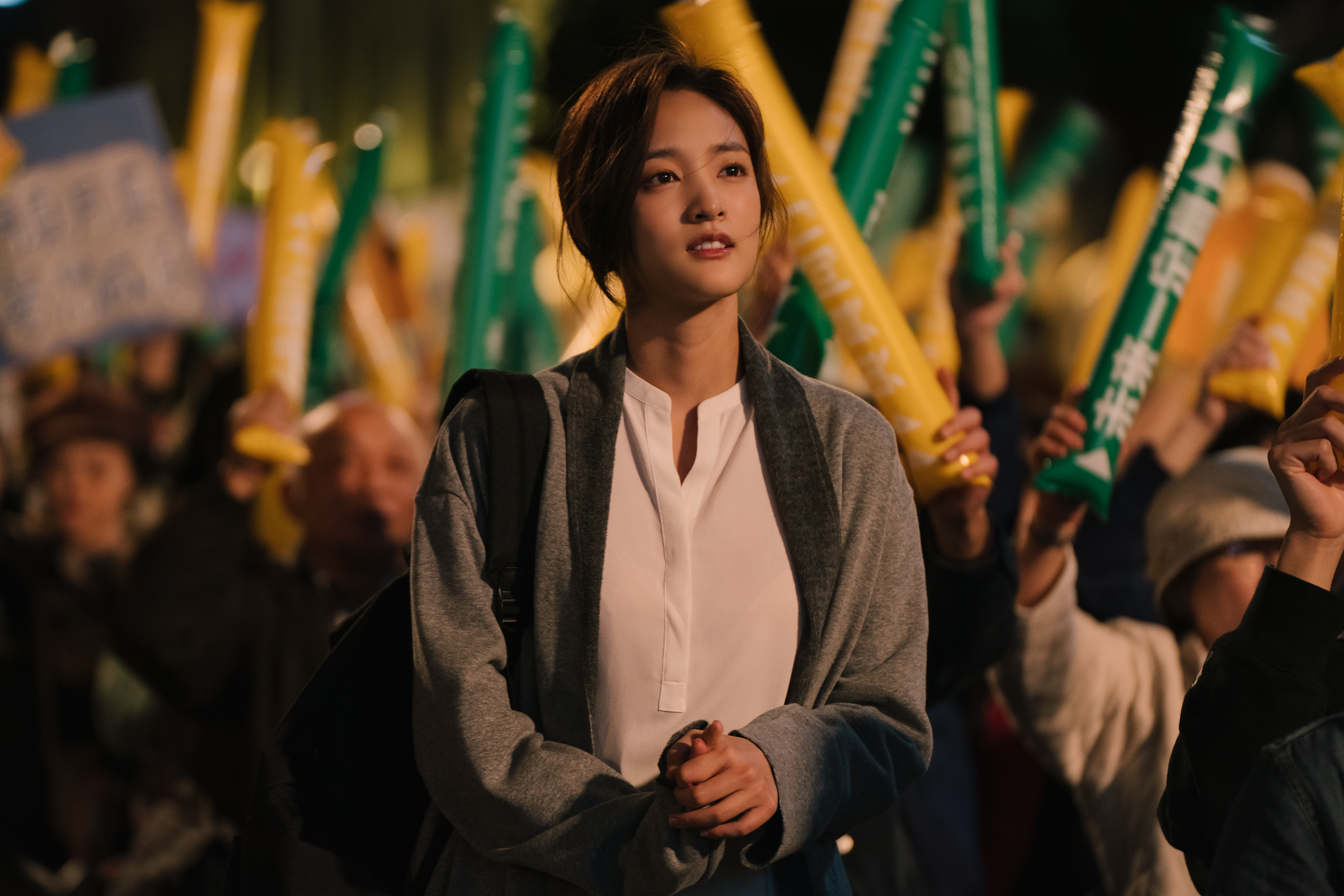 王淨拍《人選之人》詮釋神祕幕僚，飾演公正黨文宣部組員。（大慕影藝、公視提供）