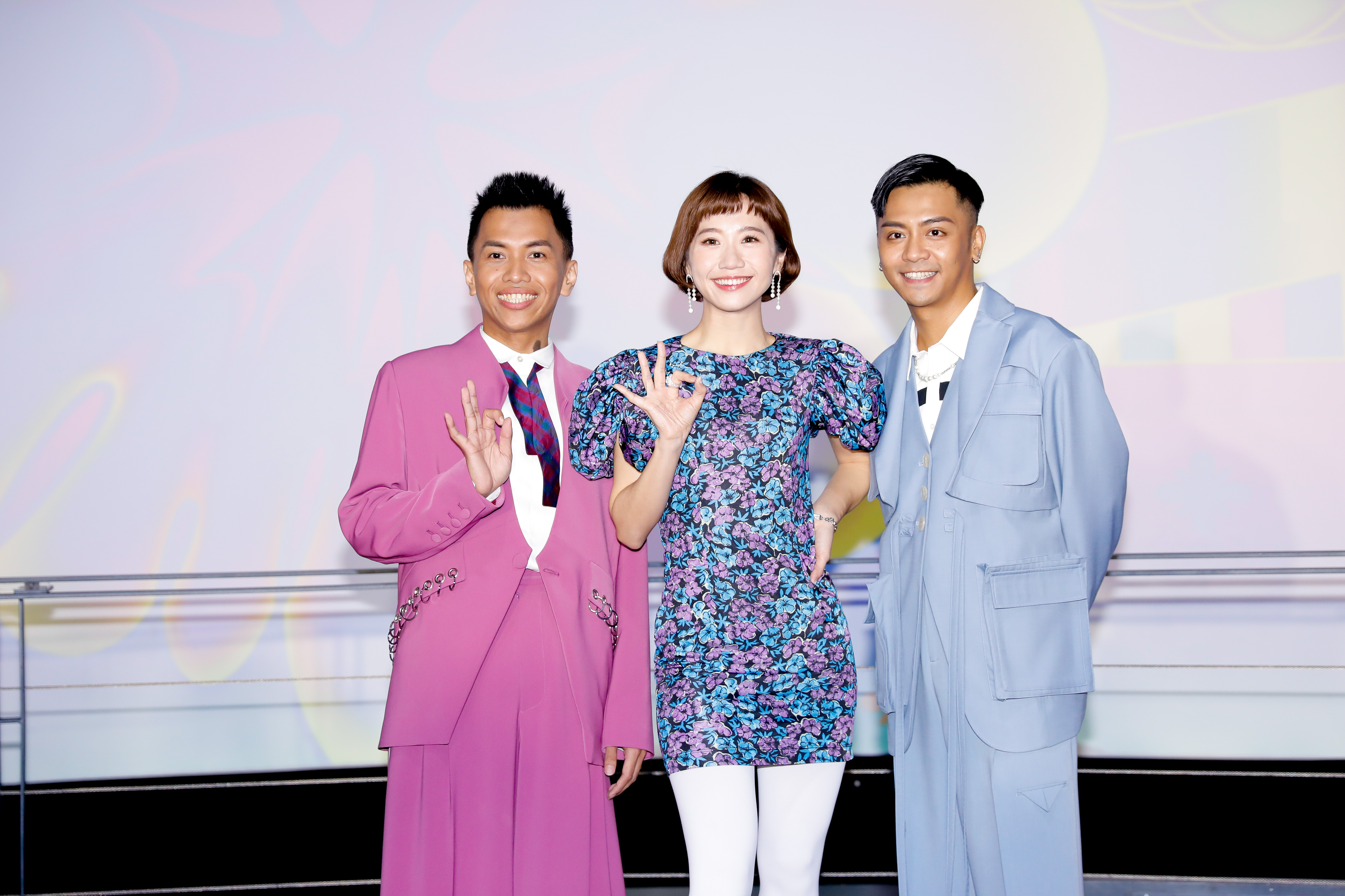 阿拉斯（左起）、Lulu黃路梓茵、布萊克薛薛是今年台北跨年晚會主持人。