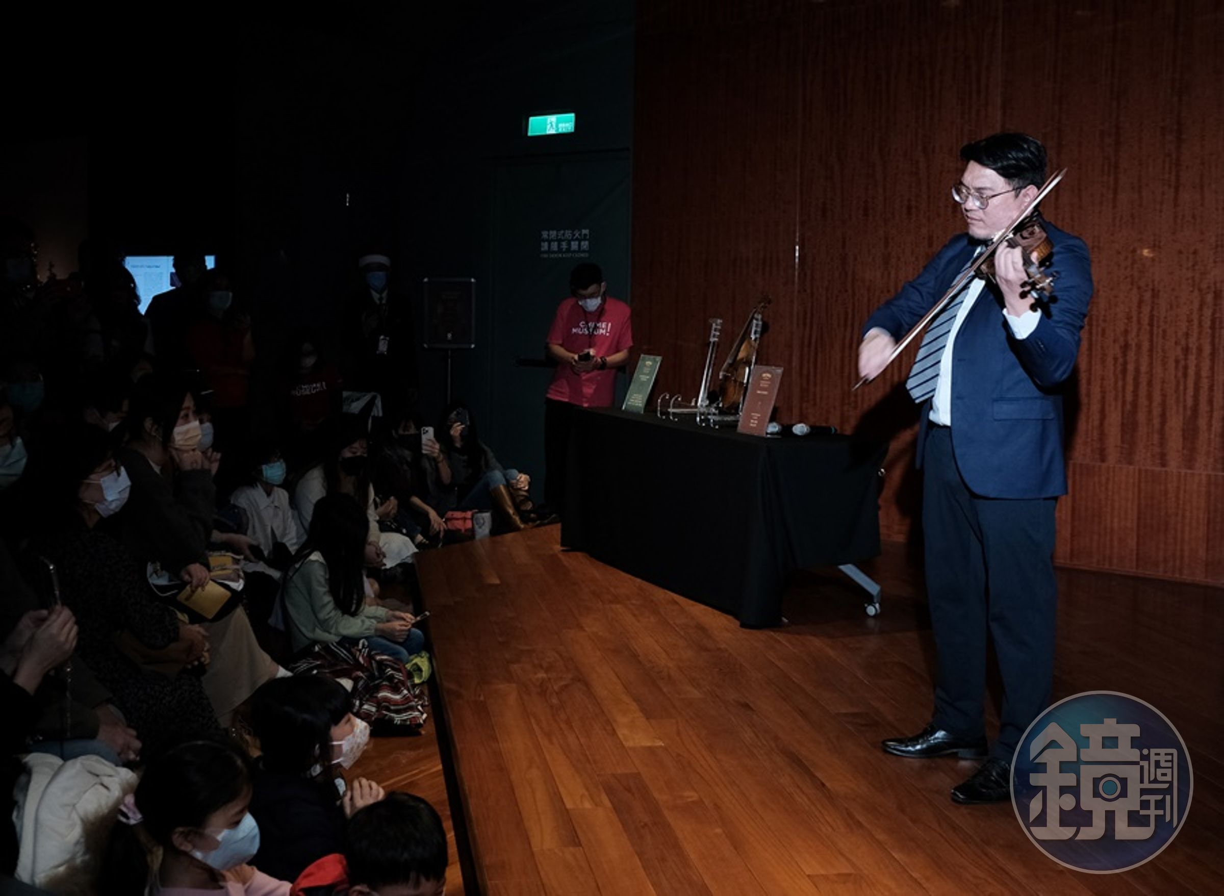 在英國名琴沙龍音樂會上，可聆聽古老提琴現場演奏。