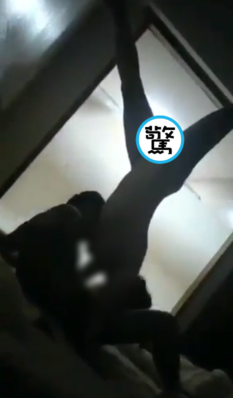 妹子動作太驚人，引發網友議論紛紛。（翻自《51吃瓜網》）