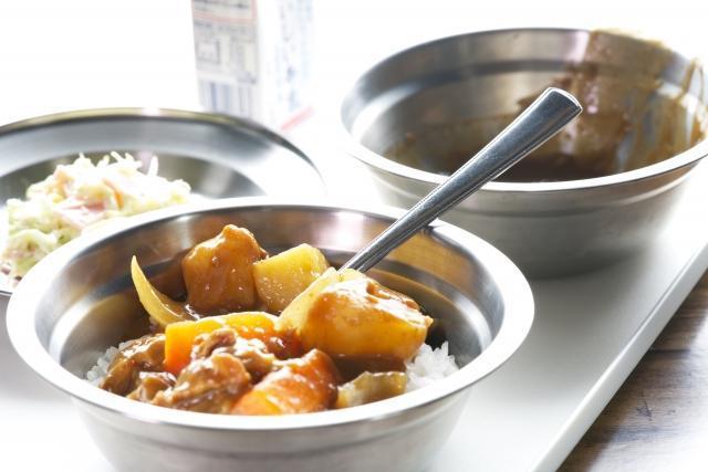 台北市立力行國小營養午餐廠商因作業疏失，害2名學童喝下「餿水湯」。（示意圖，photoAC）