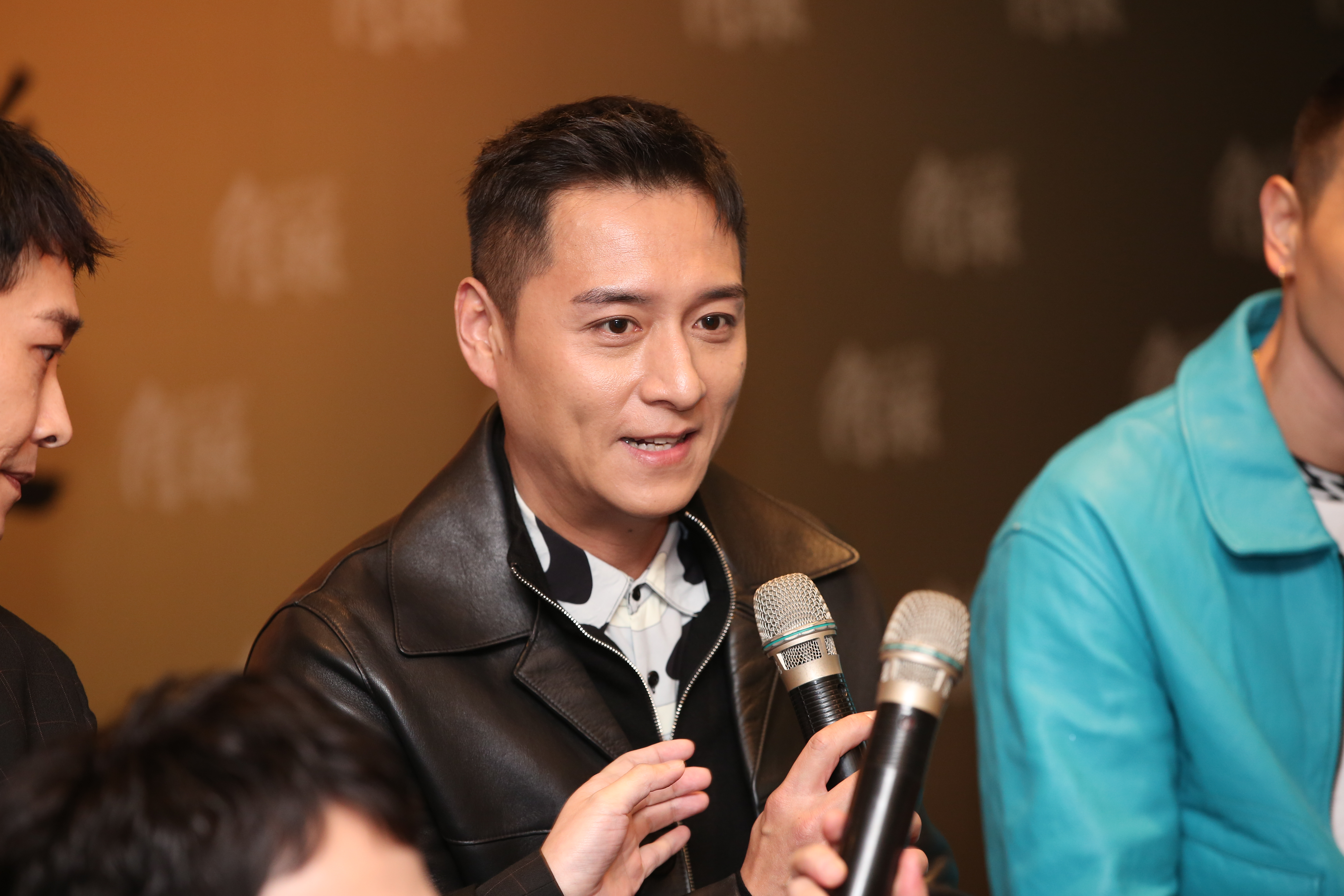 鄭人碩表示打戲難免受傷。