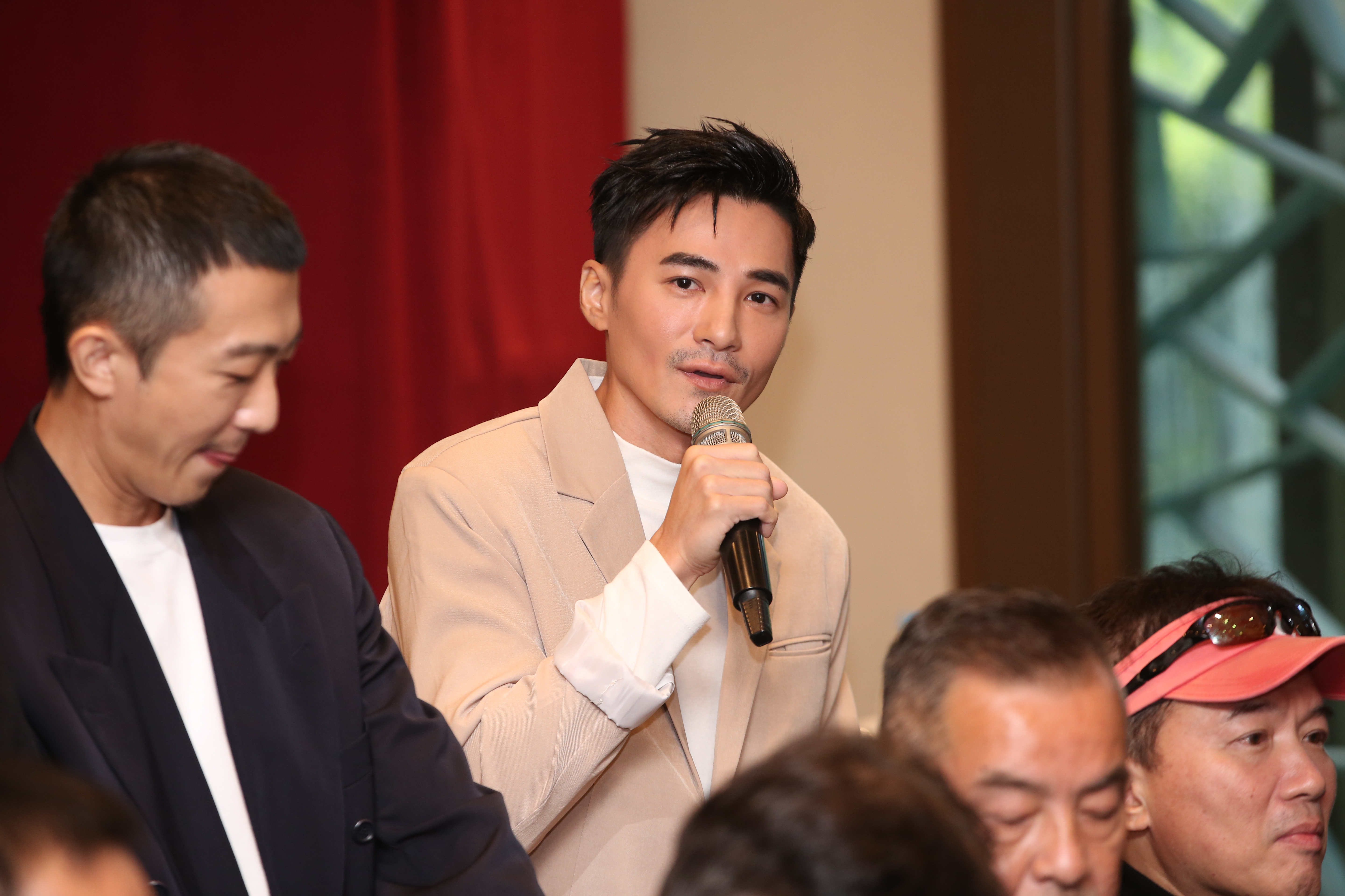 是元介為戲鏟肉6公斤。