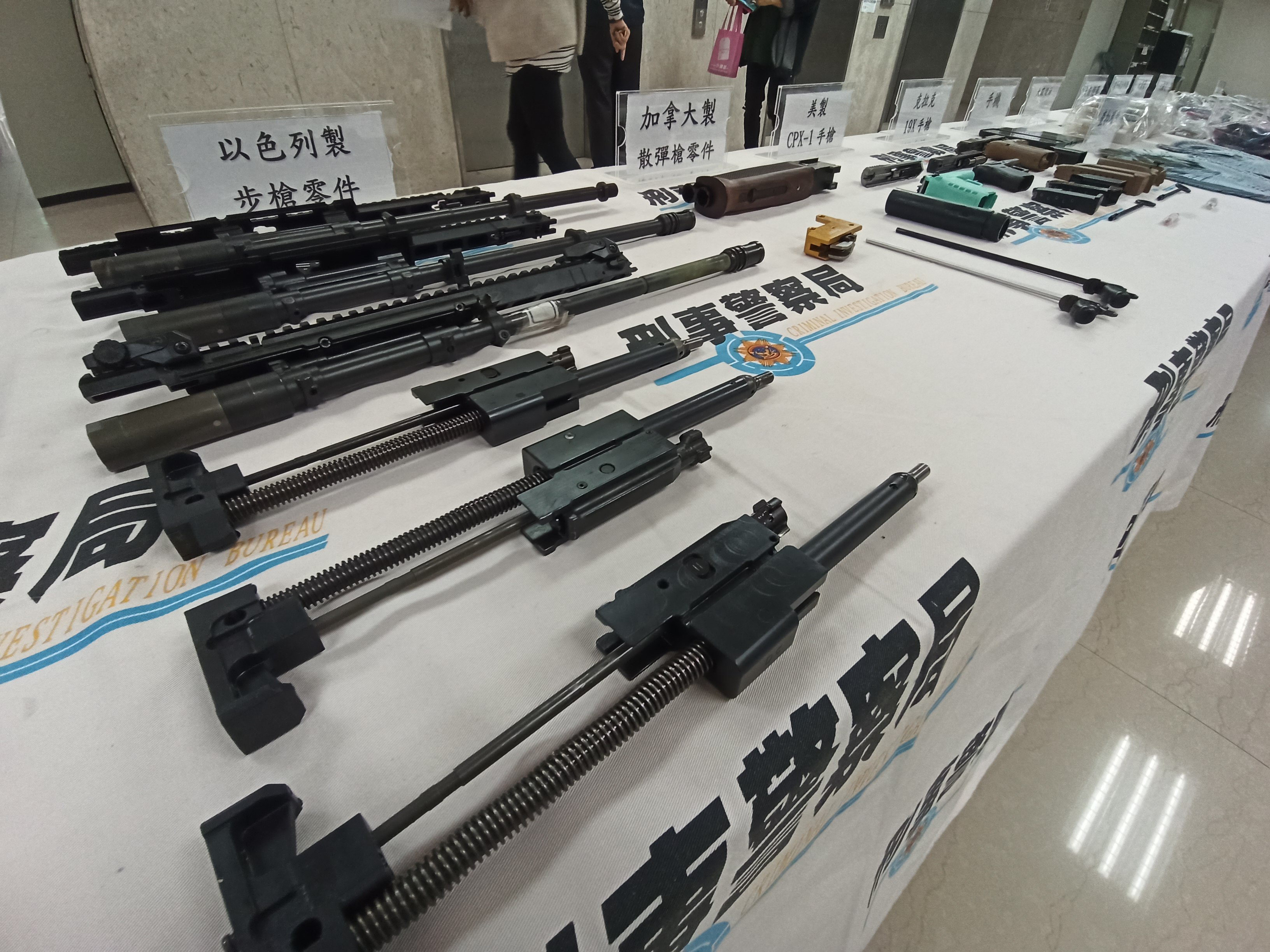 警方查獲市值4500萬元大麻毒品。（刑事局提供）