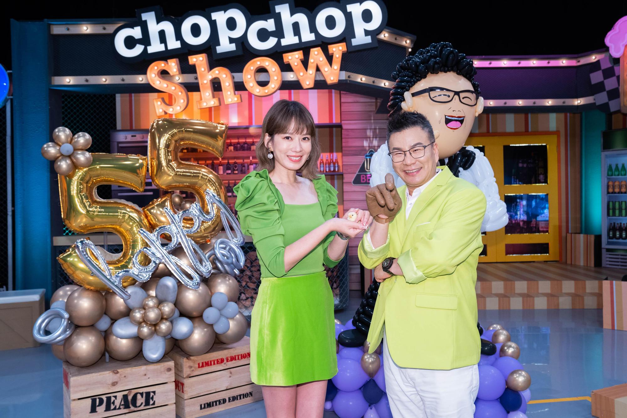 沈玉琳（右）、Melody進棚錄影。（TVBS提供）