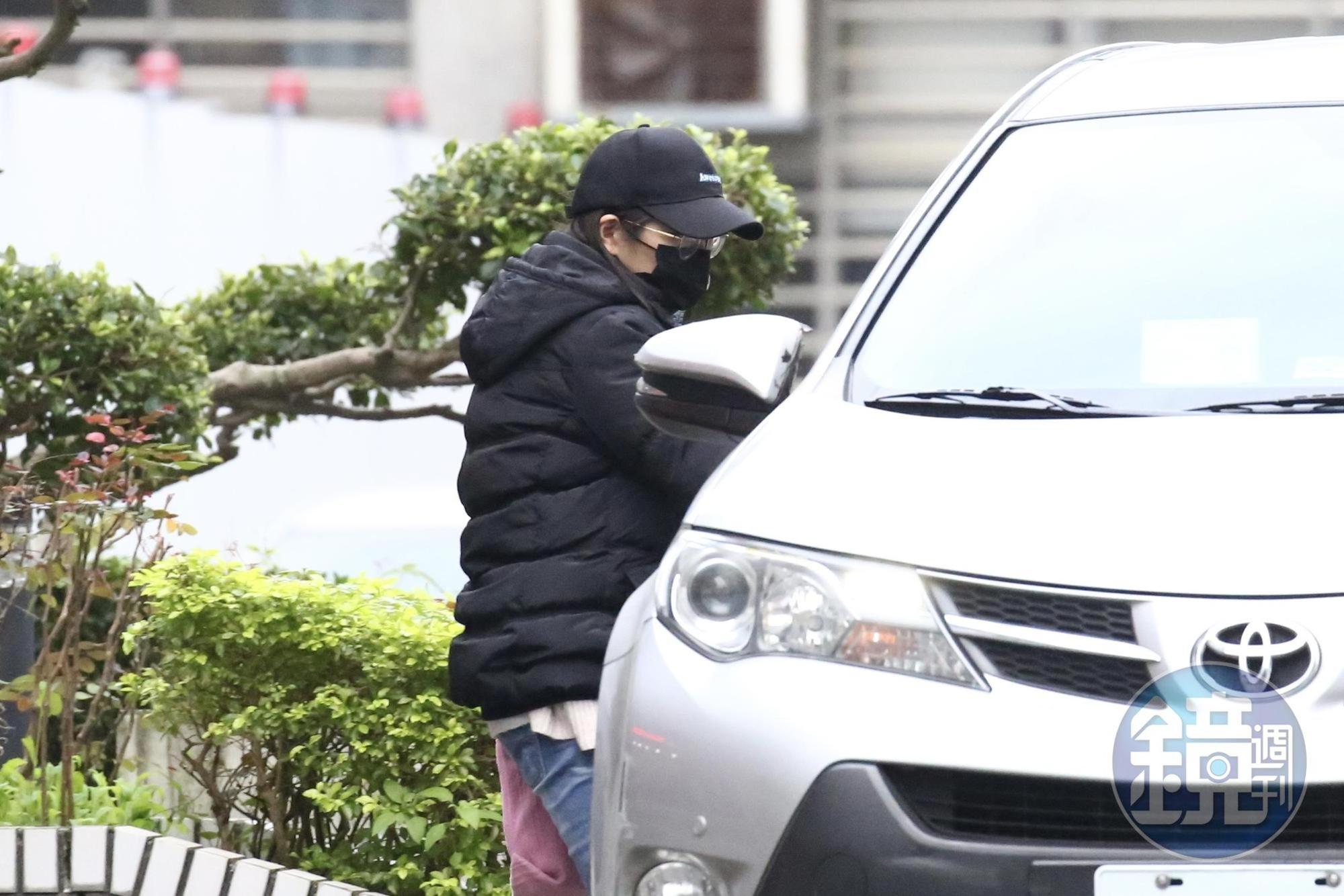 陳姓助理在立委高虹安辦公室就職未滿一年即離職。