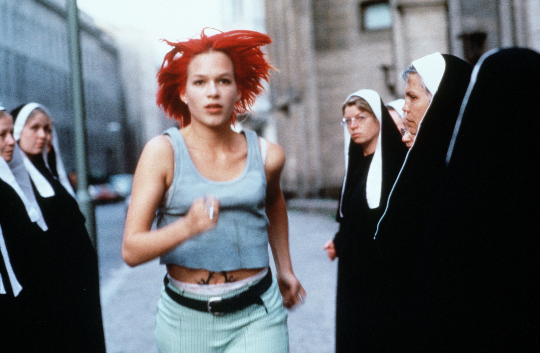 《蘿拉快跑》是鬼才導演湯姆提克威一鳴驚人代表作。（聯影電影提供）