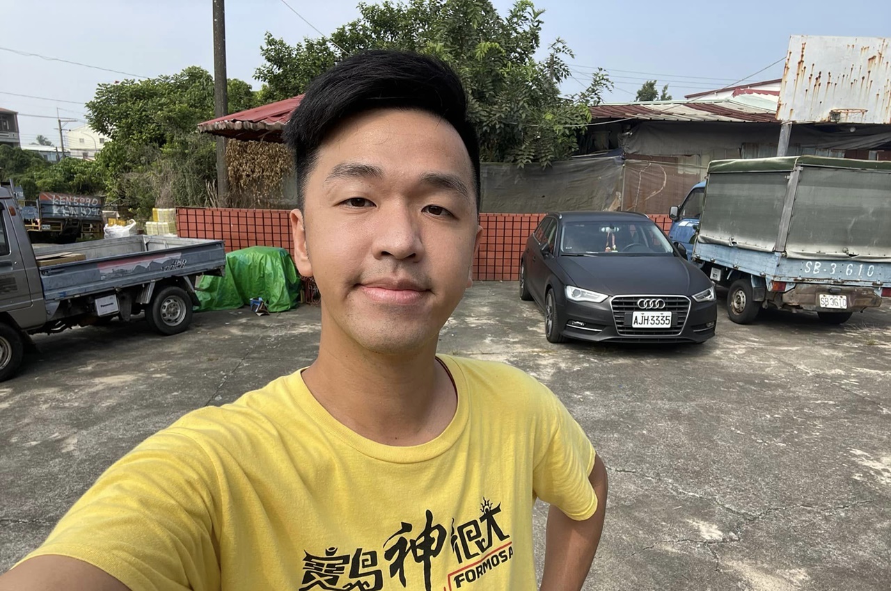 香蕉拍YouTube擄獲跨世代粉絲。（翻攝自香蕉臉書）