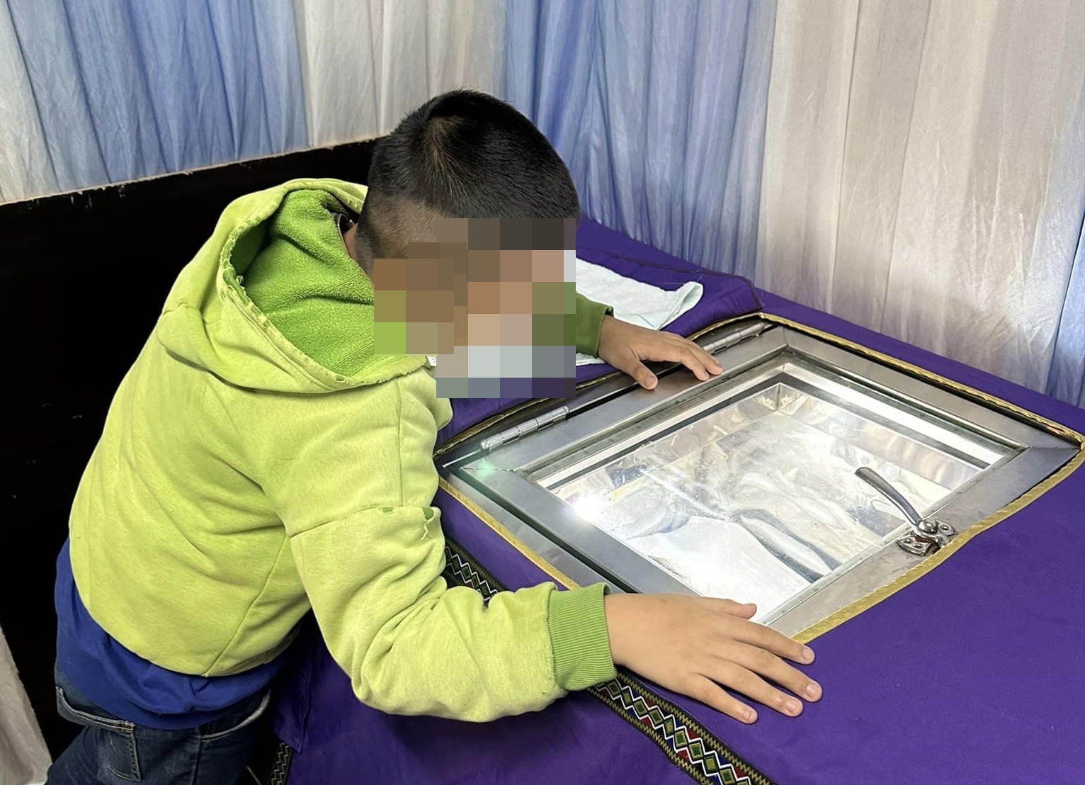 新竹一名媽媽突然過世,留下11歲兒子。(翻攝自陳在斌臉書)