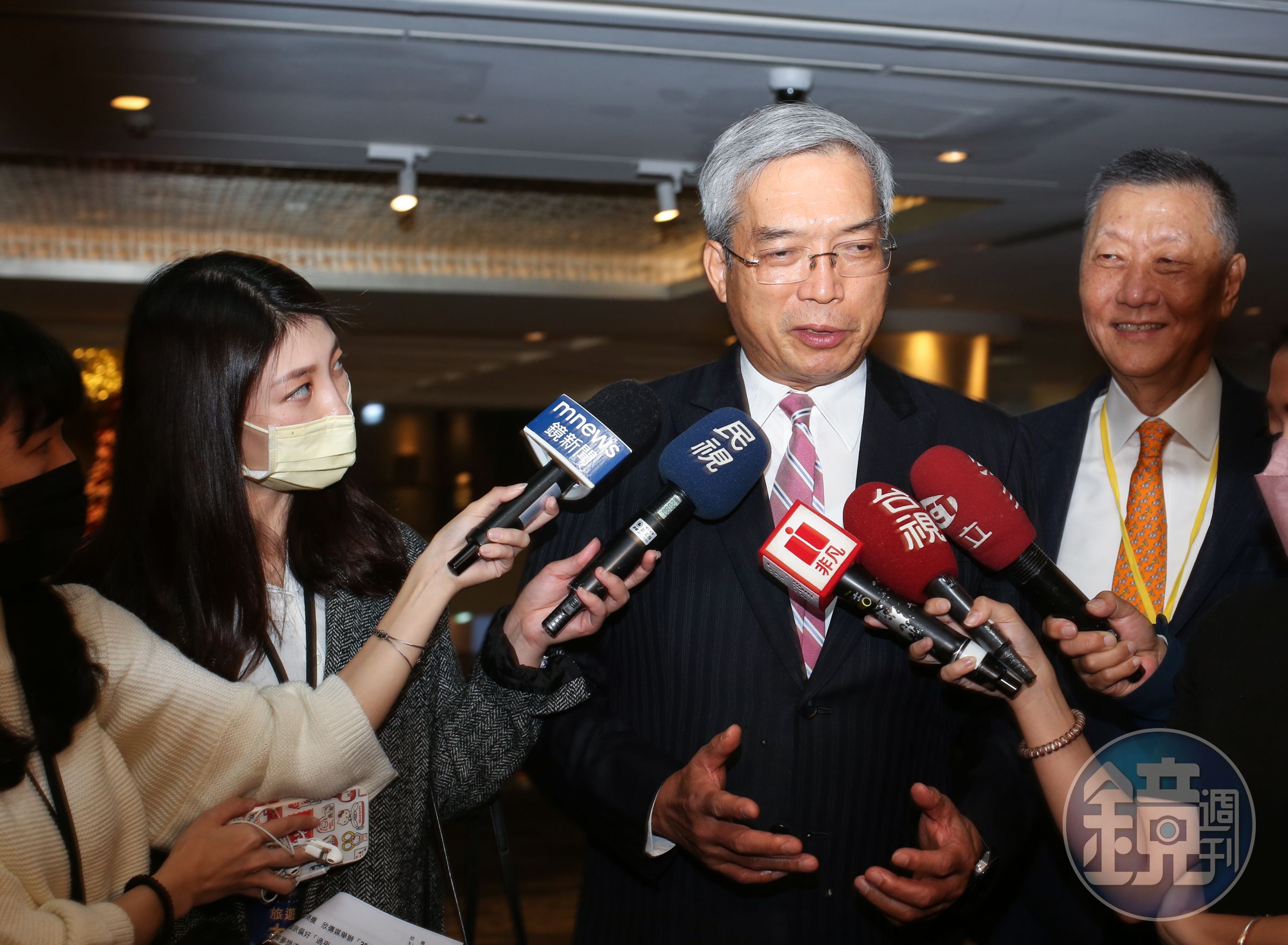 謝金河昨夜po文表示，從現在開始，全球經濟都會籠罩在一片壞消息中，「大家聽到的都是雪落下的聲音！」（本刊資料照）