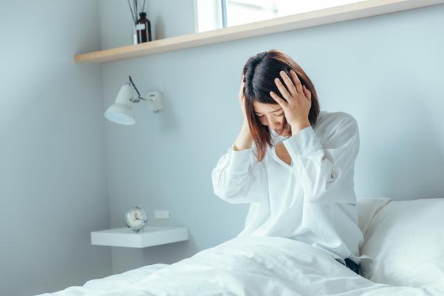 一名女網友抱怨與23歲男友房事不合,稱男友每次「一到洞口秒軟」讓她崩潰。(示意圖,photoAC)